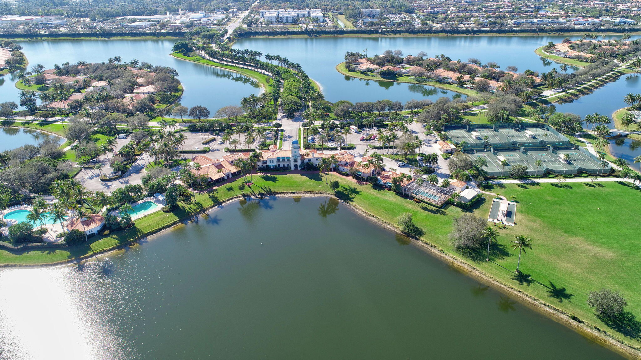 RIVERWALK 4 - Residential
