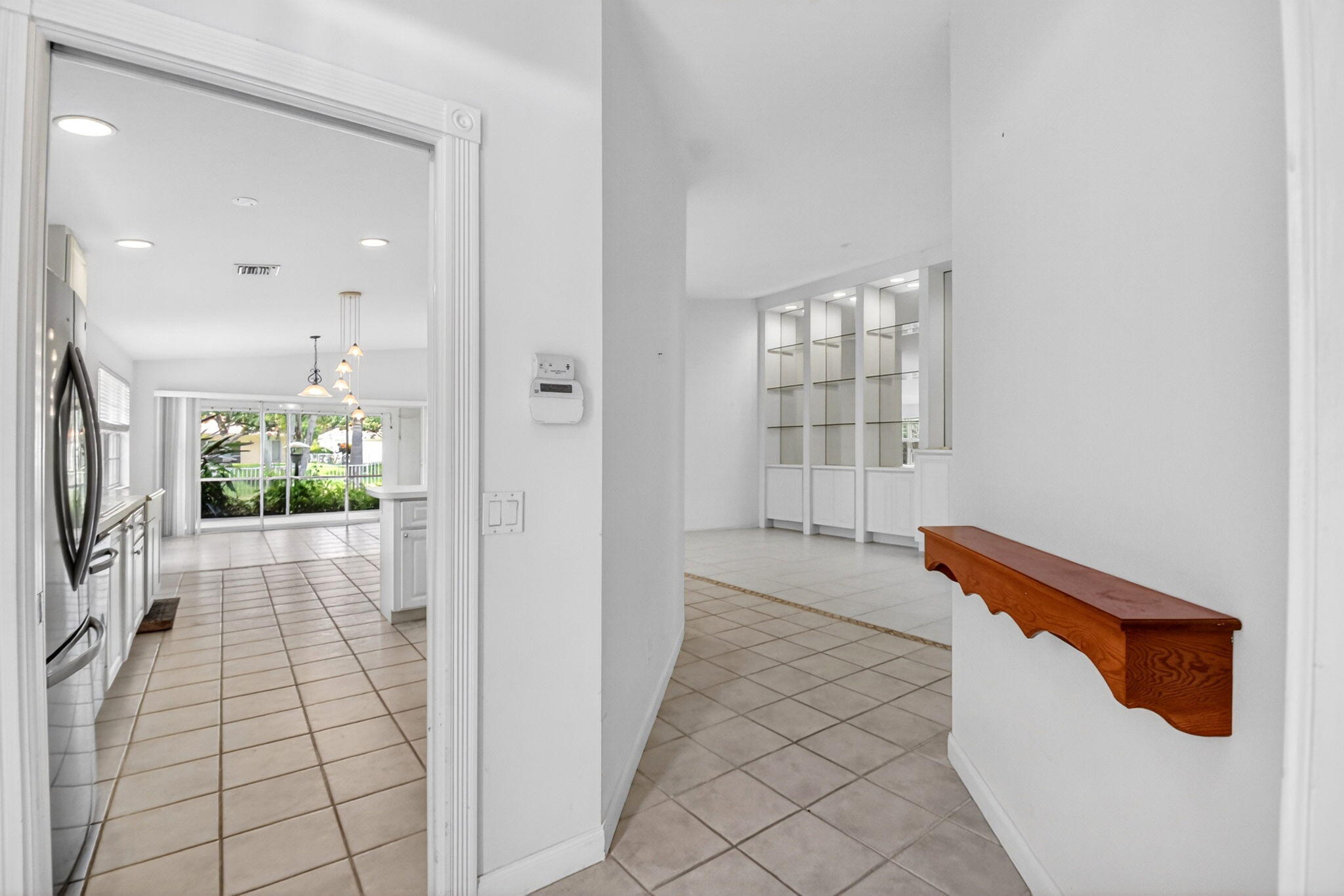 RIVERWALK 4 - Residential