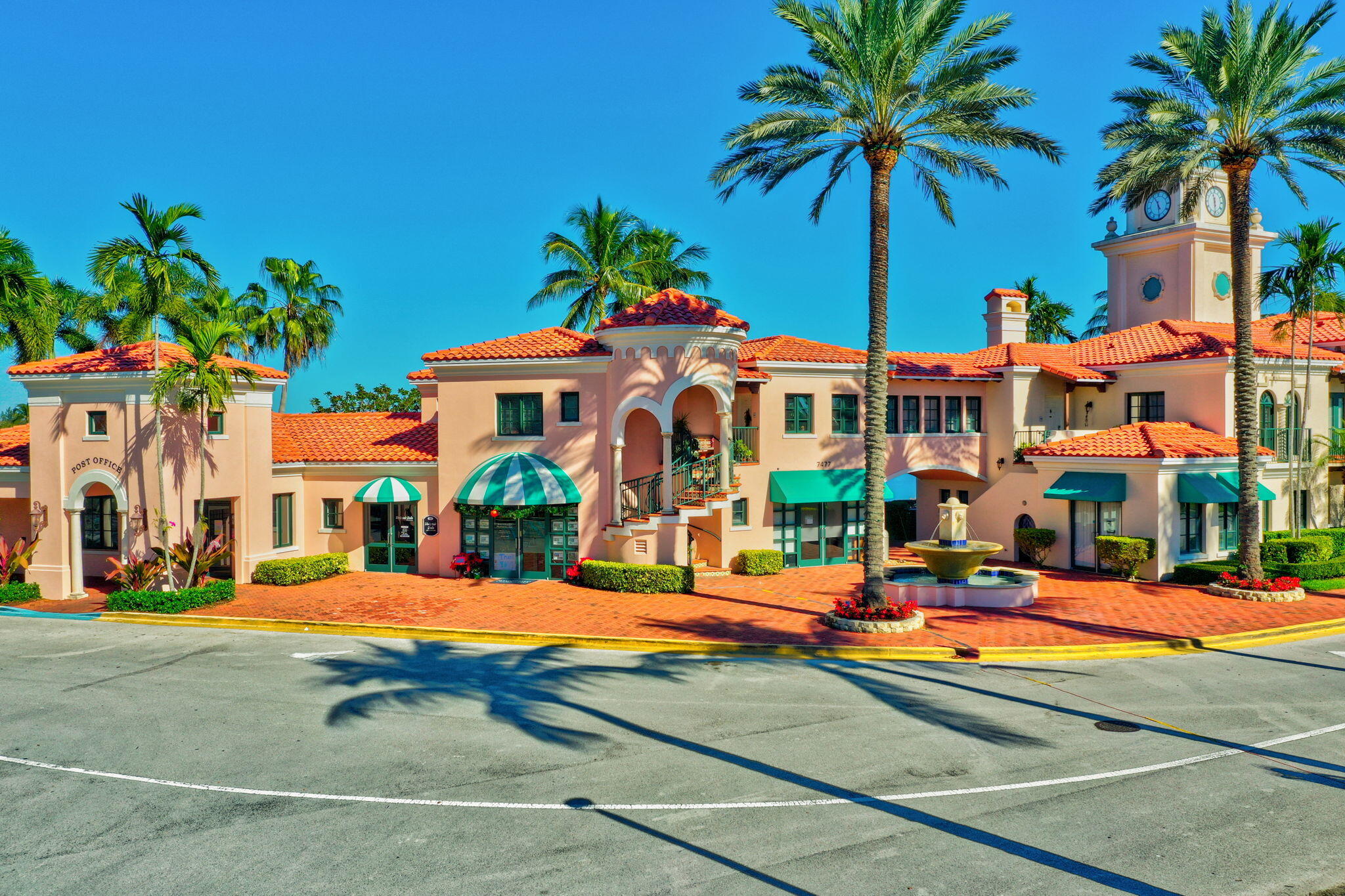 RIVERWALK 4 - Residential