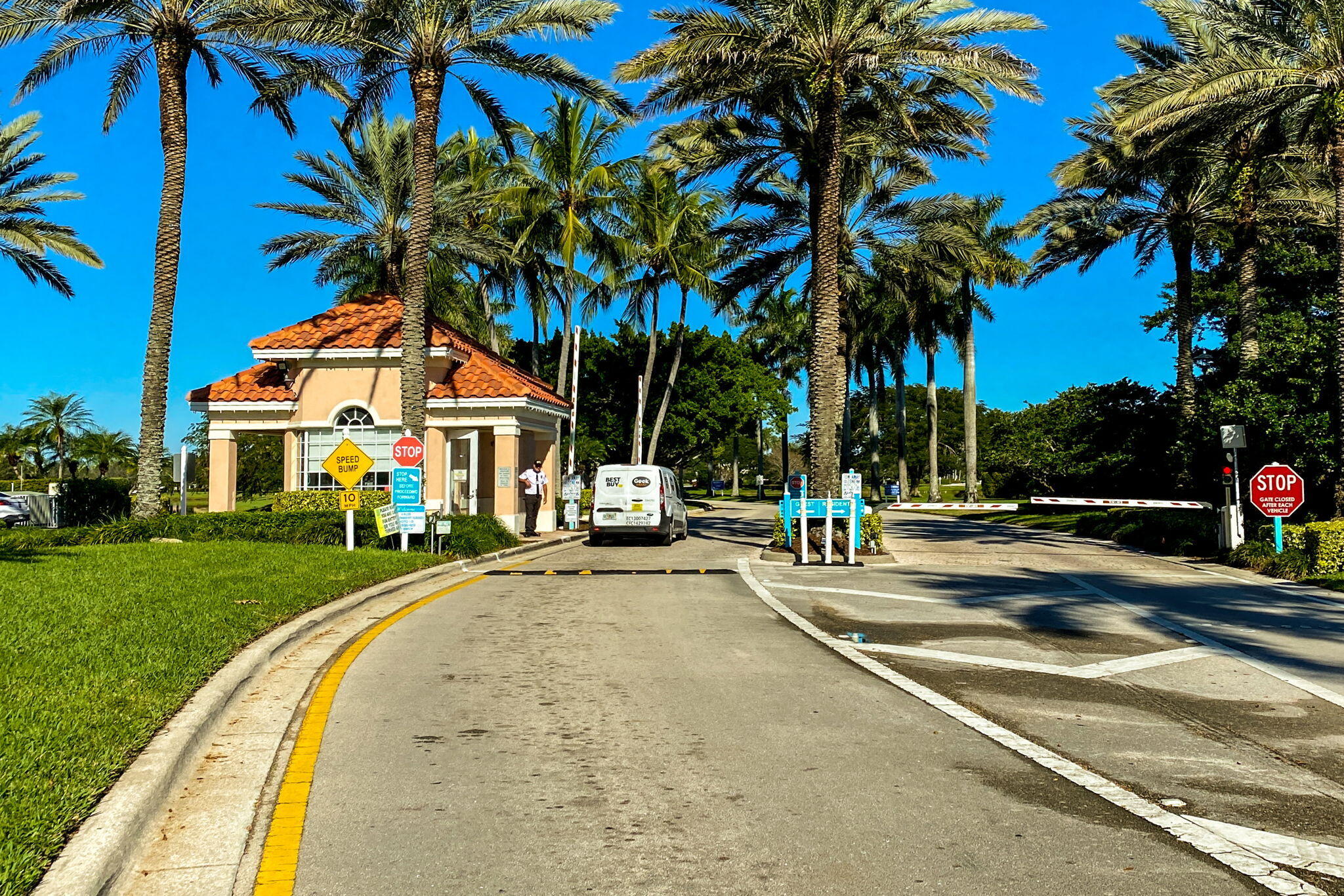 RIVERWALK 4 - Residential