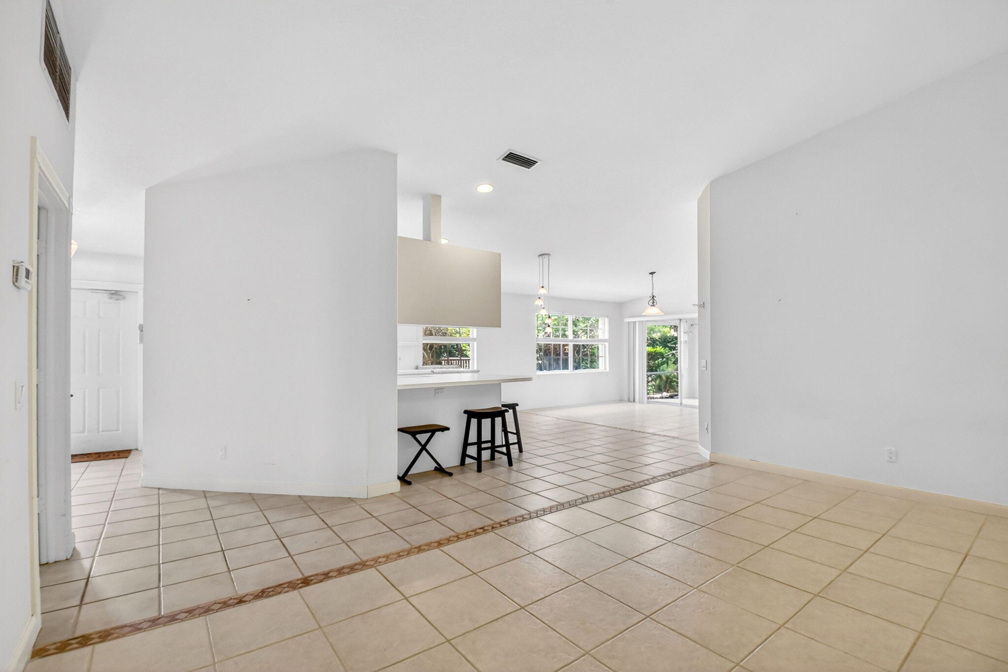 RIVERWALK 4 - Residential