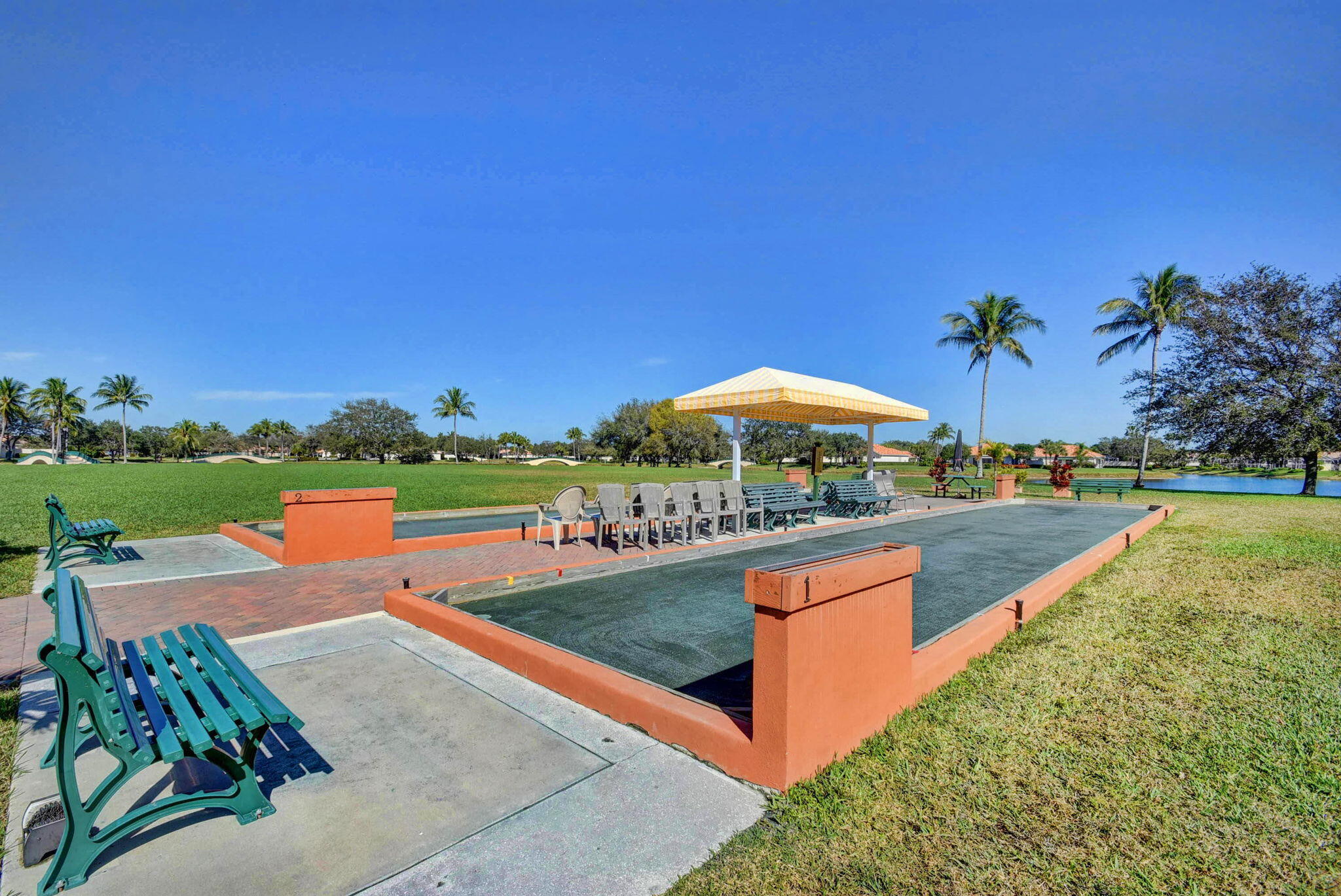RIVERWALK 4 - Residential