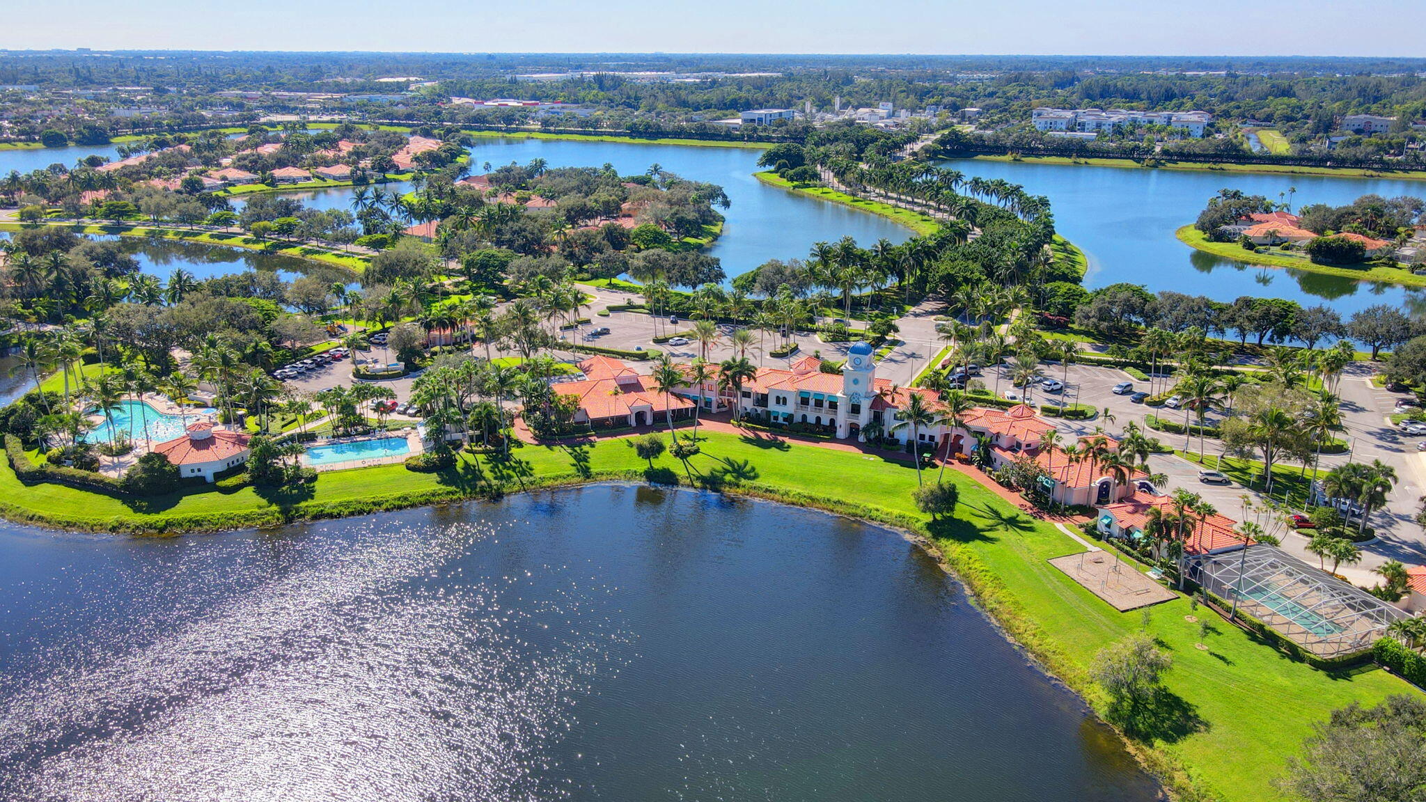 RIVERWALK 4 - Residential