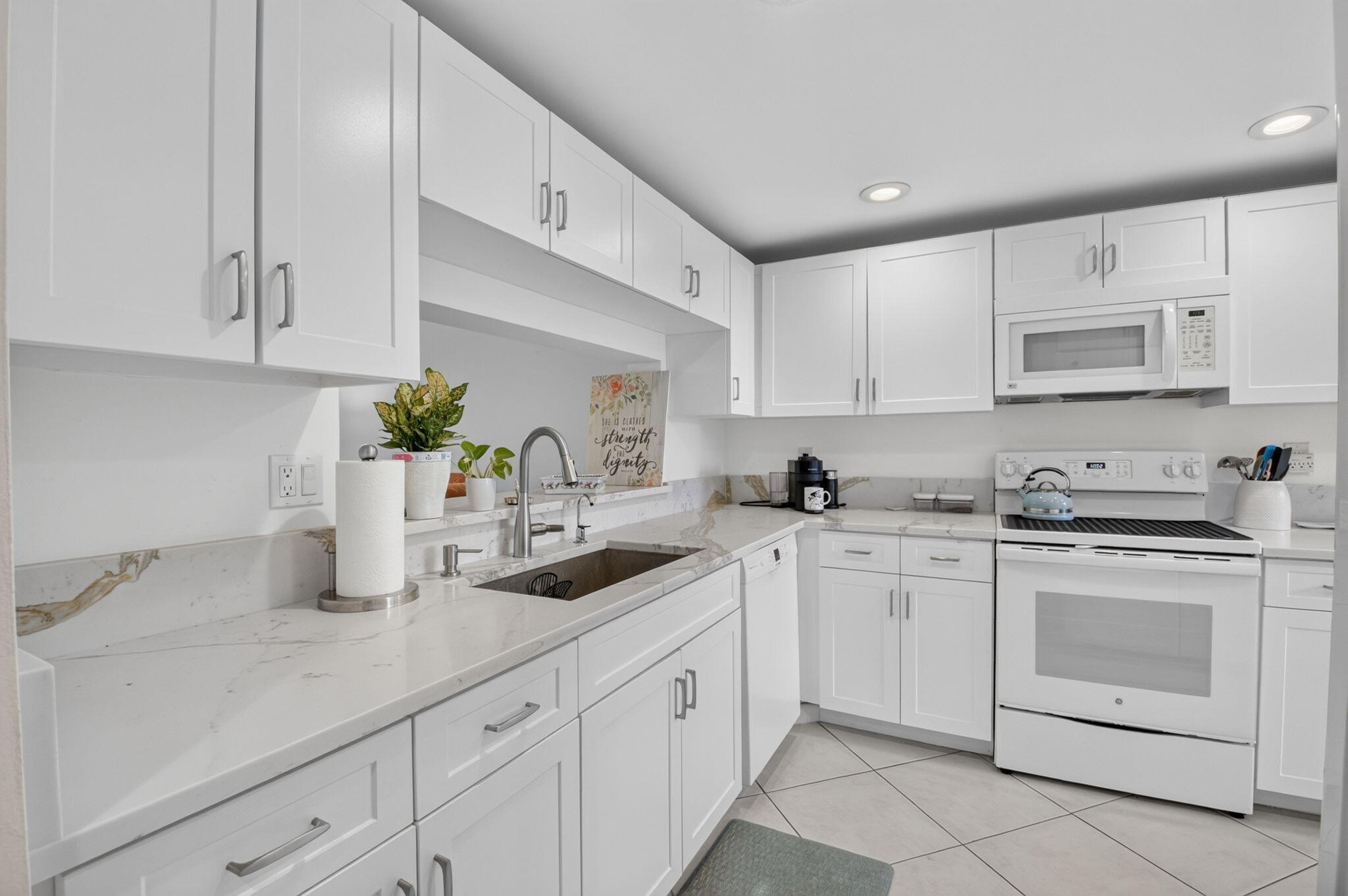 Lakes of Delray - Residential