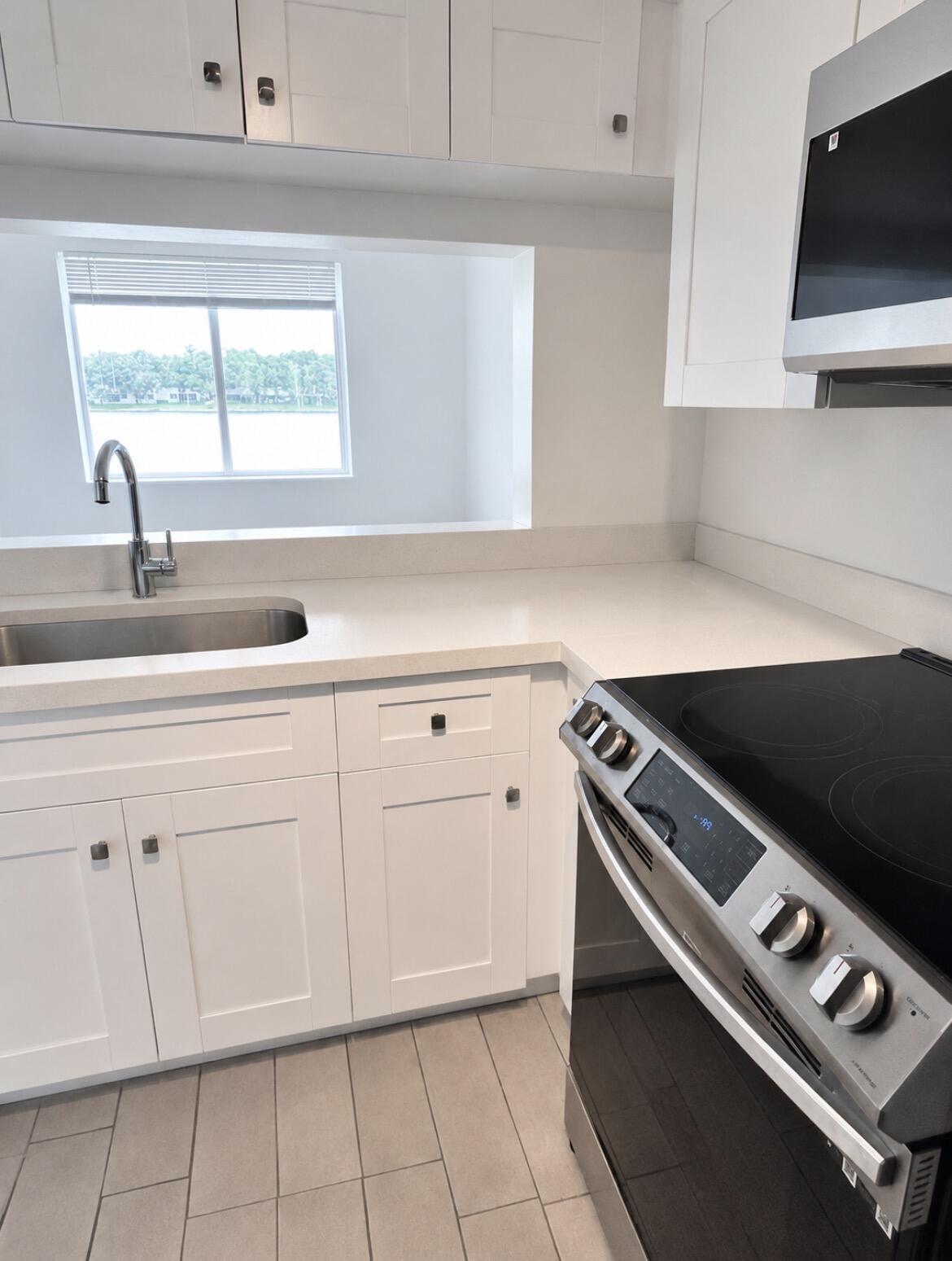 COLONNADES CONDO - Residential Lease