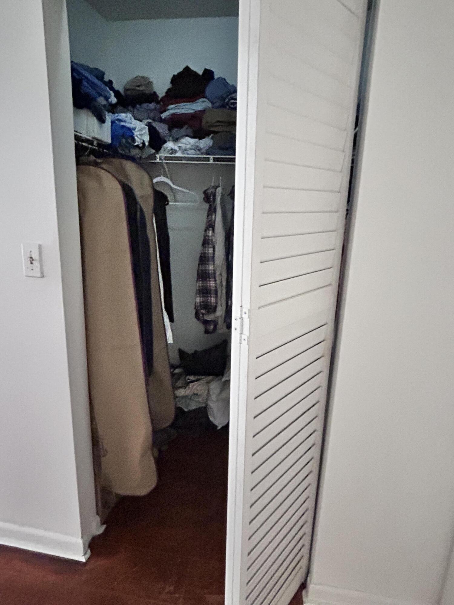 COLONNADES CONDO - Residential Lease