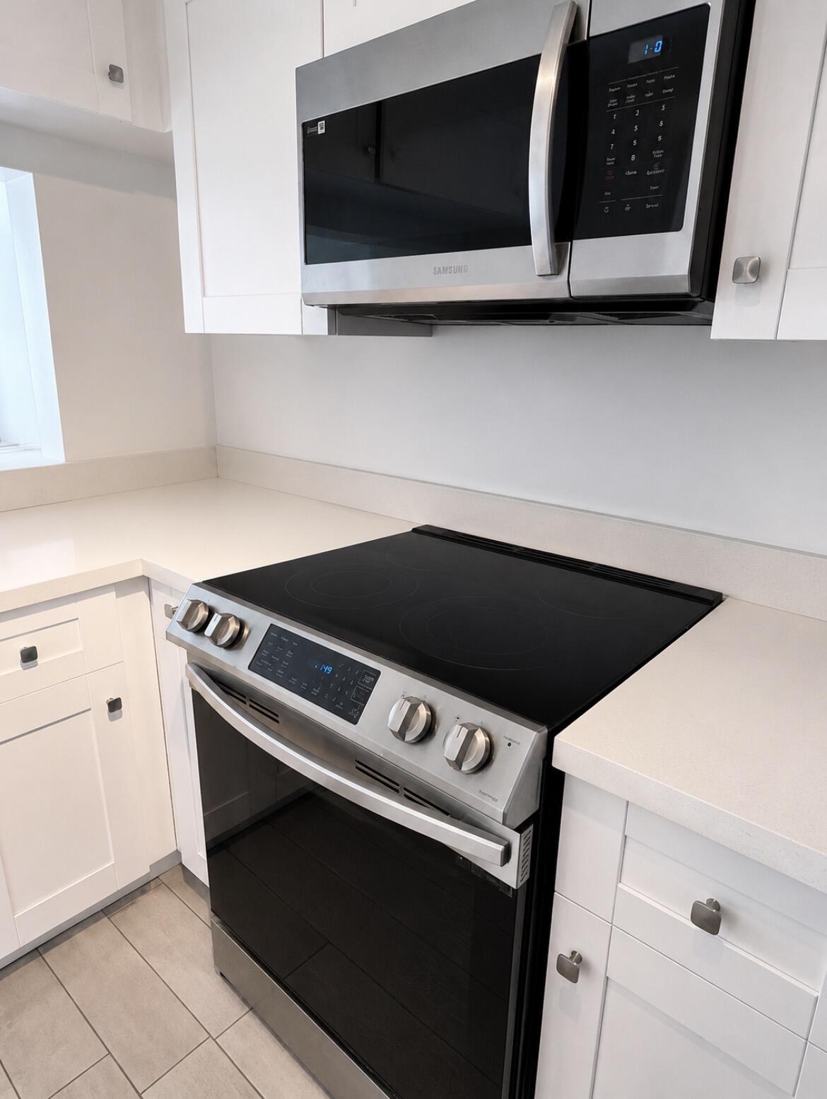 COLONNADES CONDO - Residential Lease