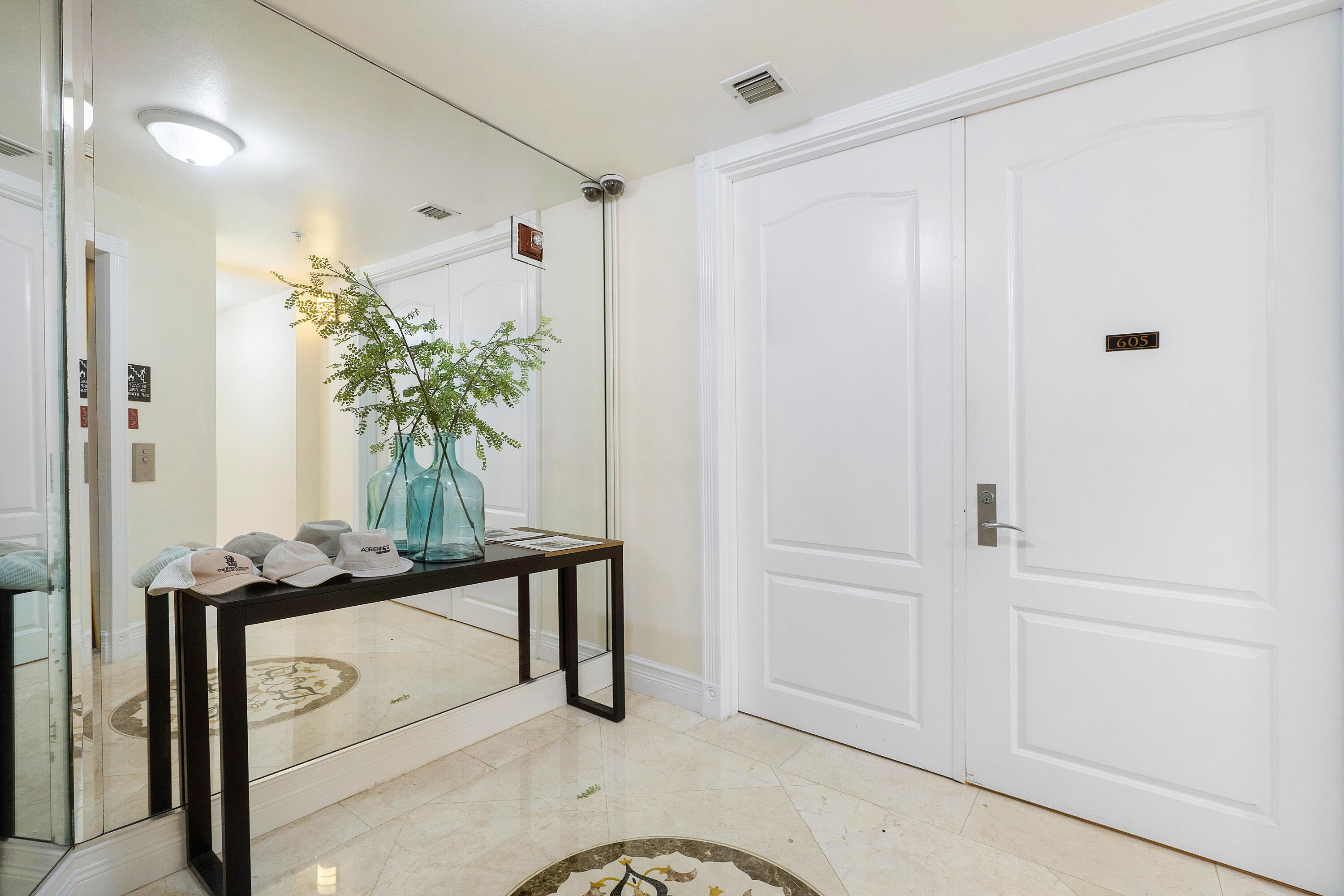 ESPLANADE GRANDE CONDO - Residential Lease