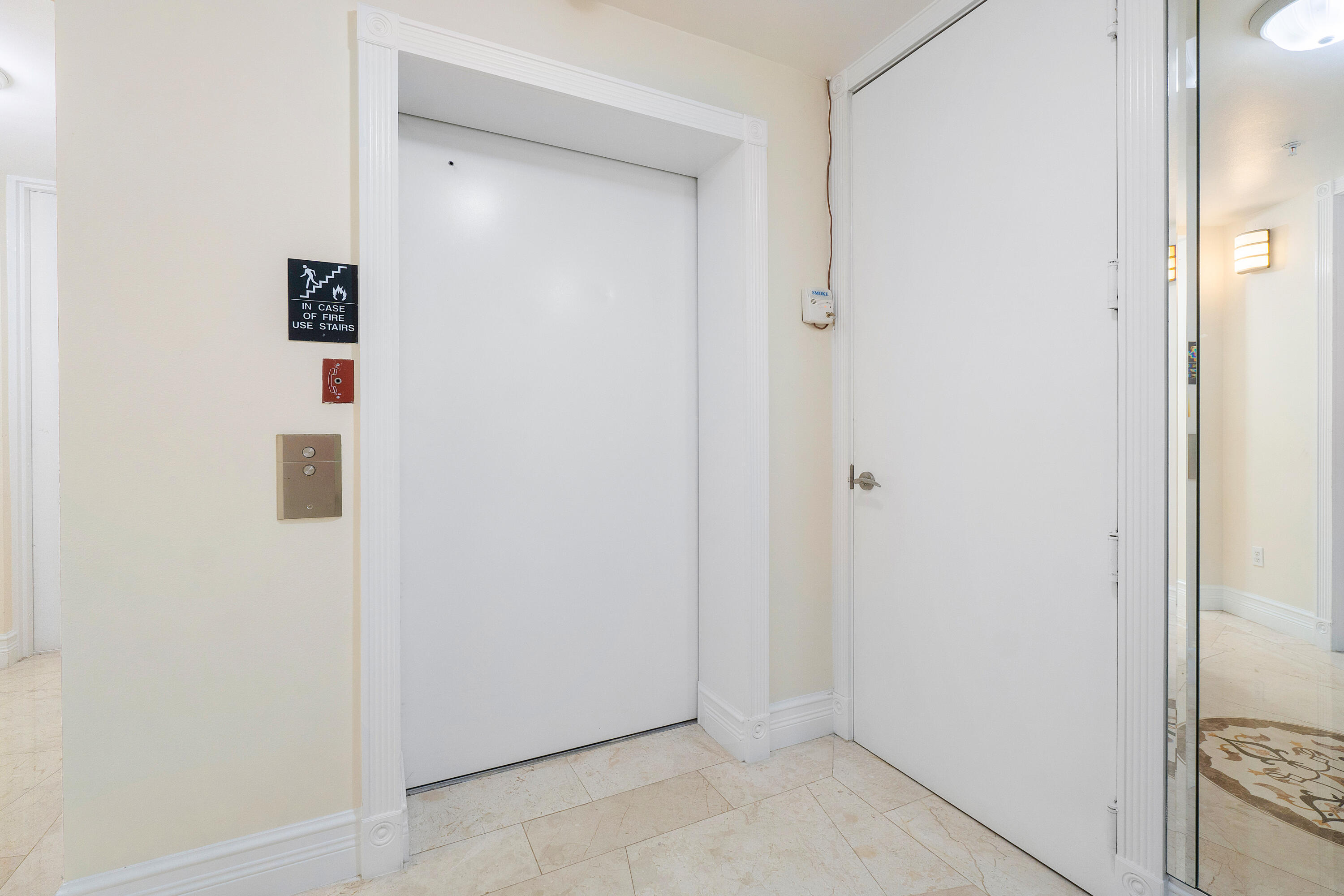 ESPLANADE GRANDE CONDO - Residential Lease