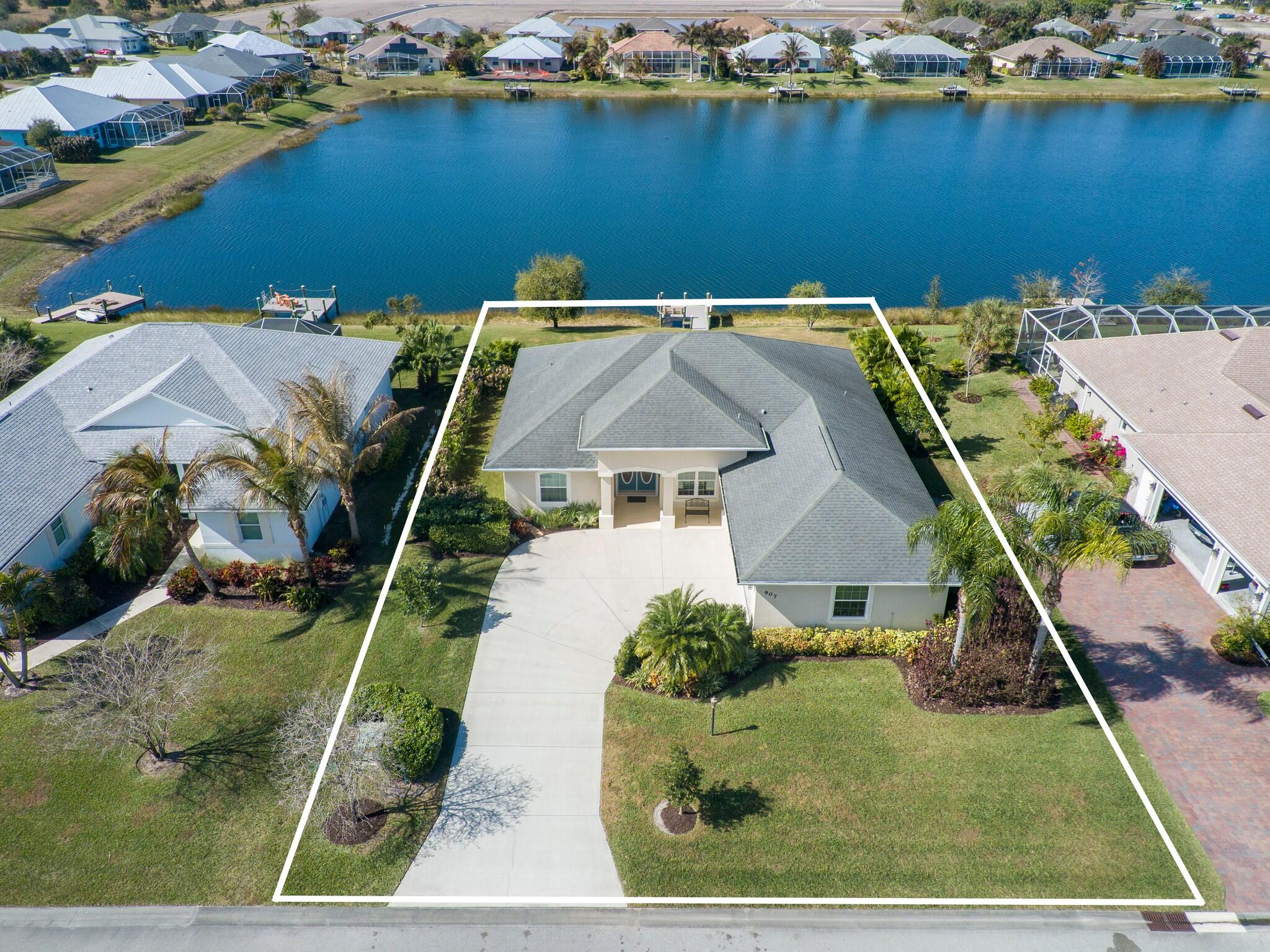 CROSS CREEK LAKE ESTATES - Residential
