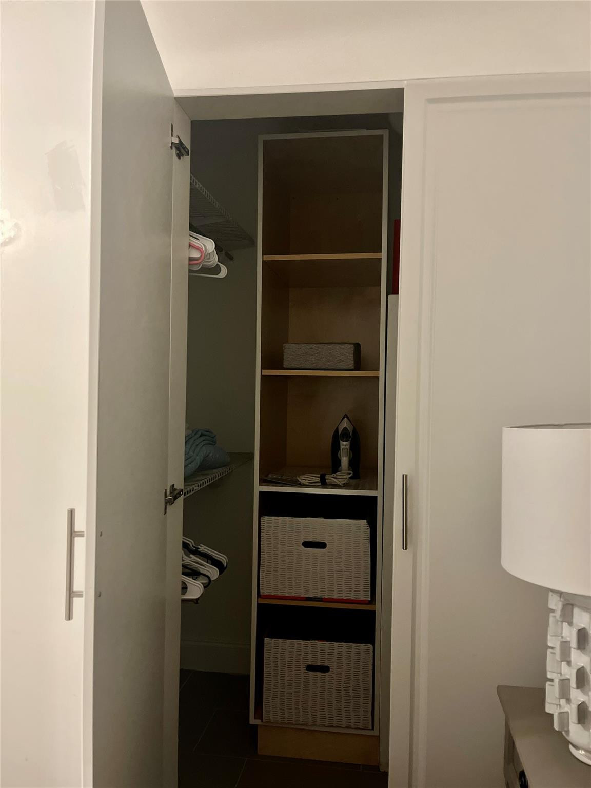 EDEN PLACE CONDO - Residential Lease