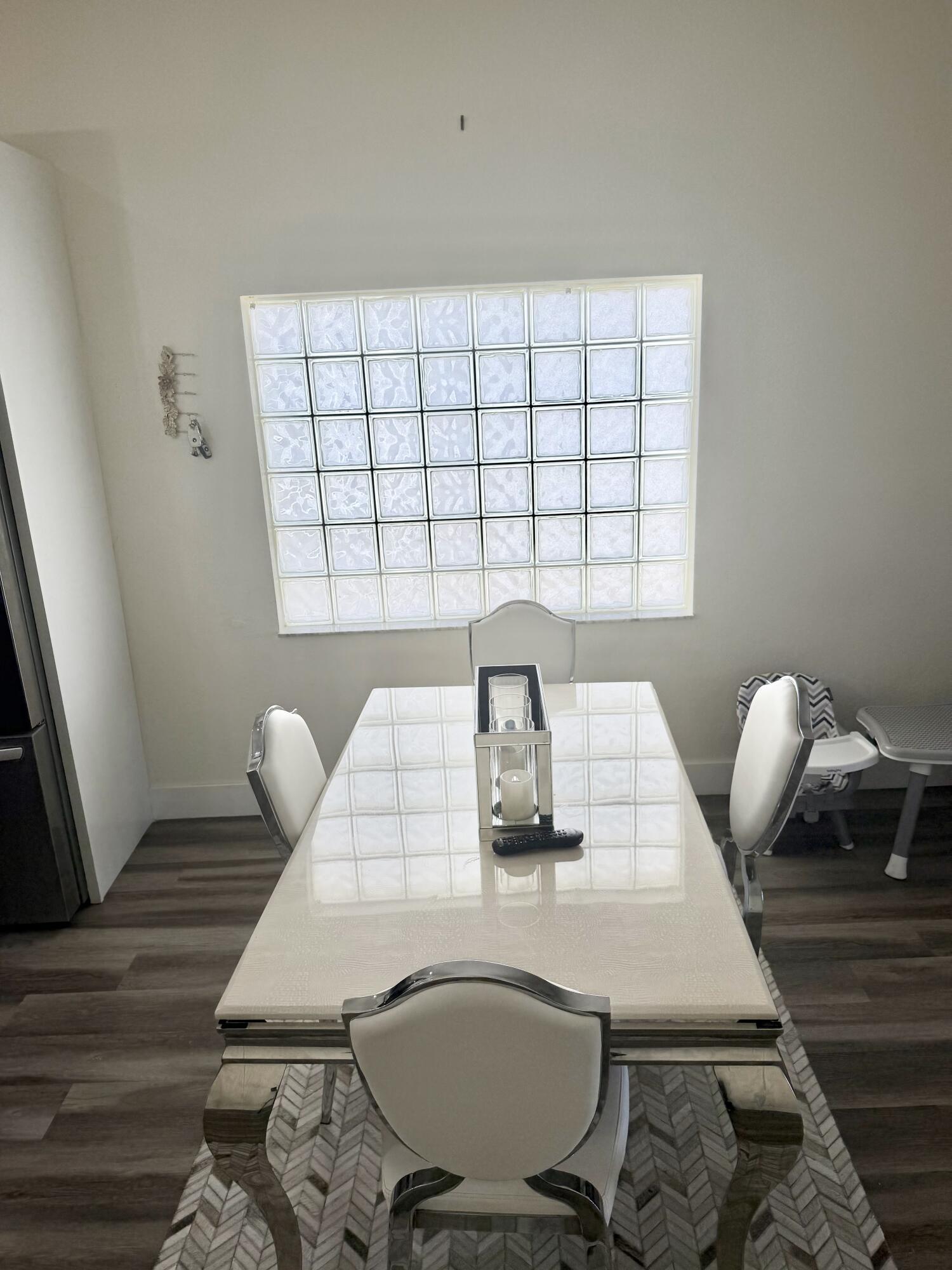 ANTHONY GROVES PH 2 - Residential Lease