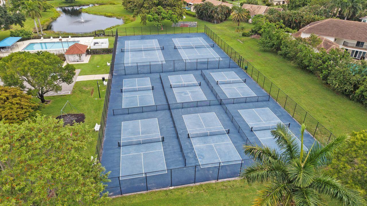 SUN VALLEY 2 - Residential
