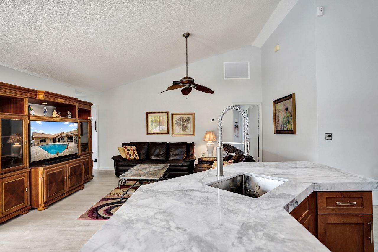 SUN VALLEY 2 - Residential