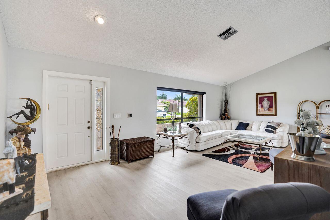 SUN VALLEY 2 - Residential