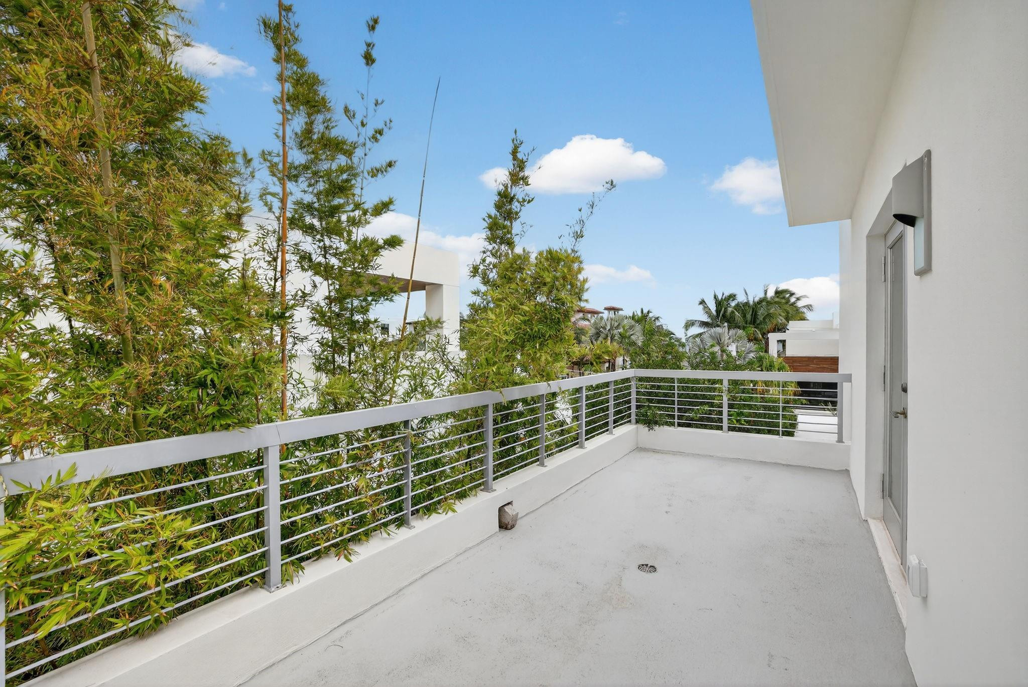 LAUDERDALE BEACH - Residential
