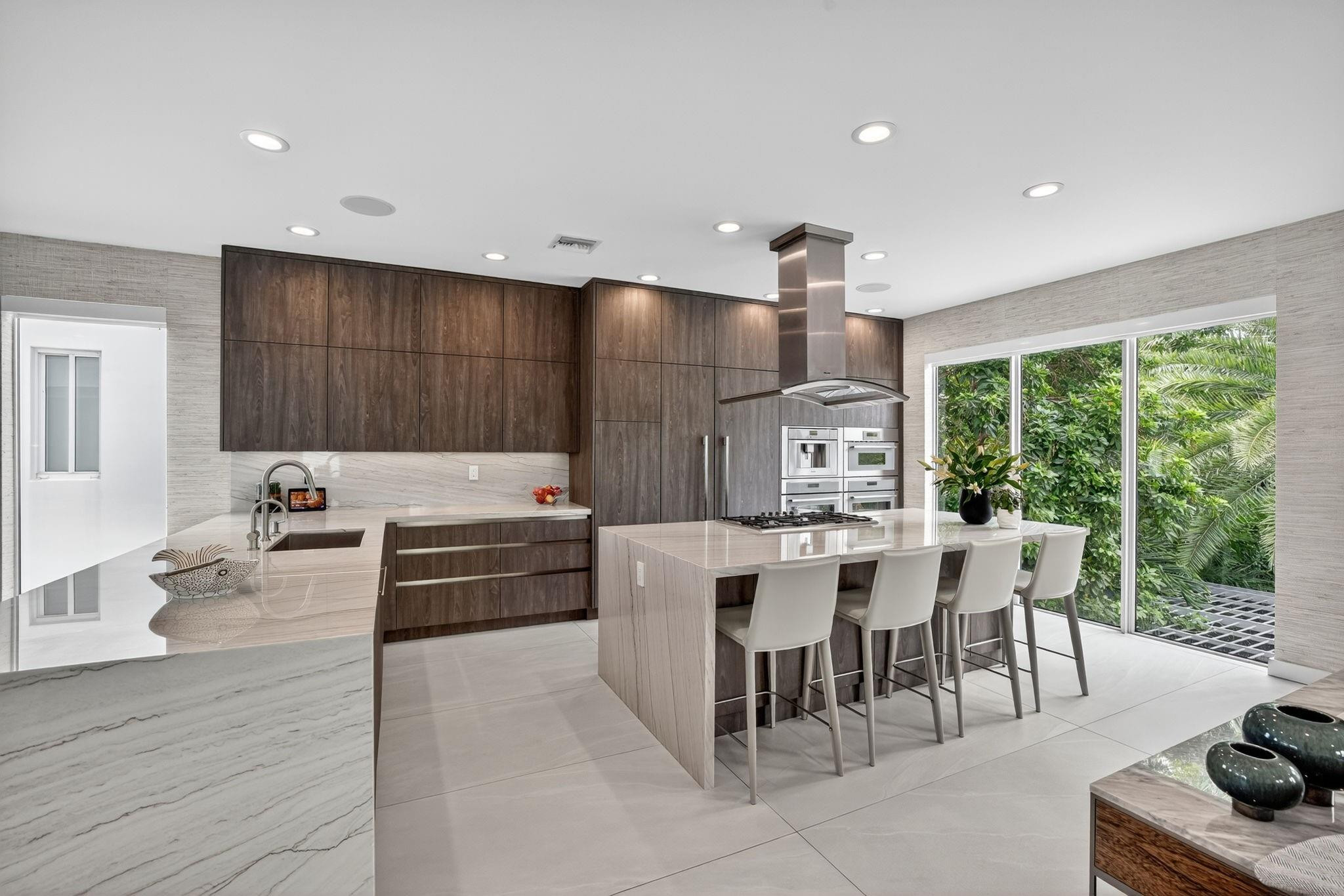 LAUDERDALE BEACH - Residential