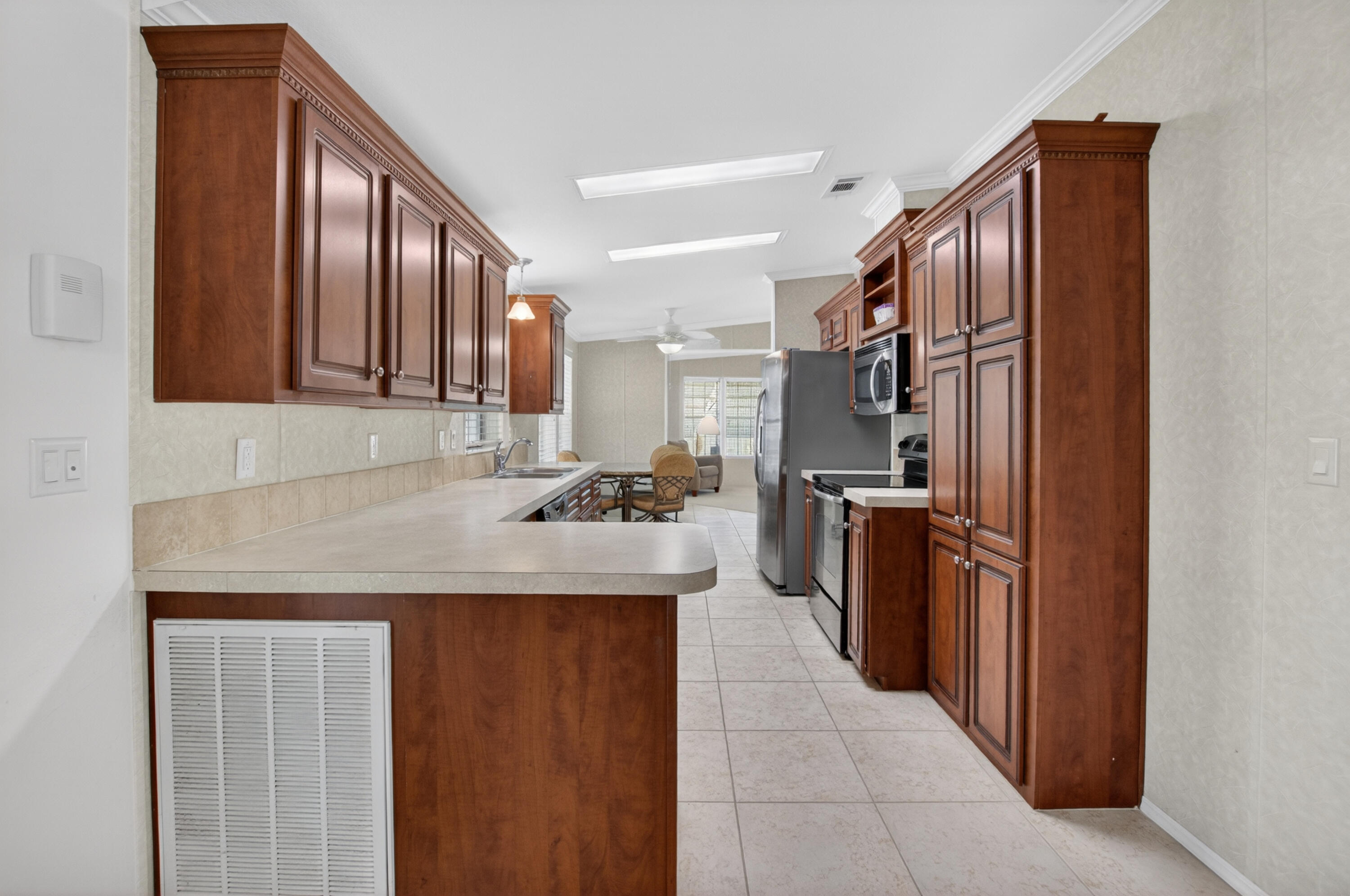 JAMAICA BAY MOBILE HOME CO OP - Residential