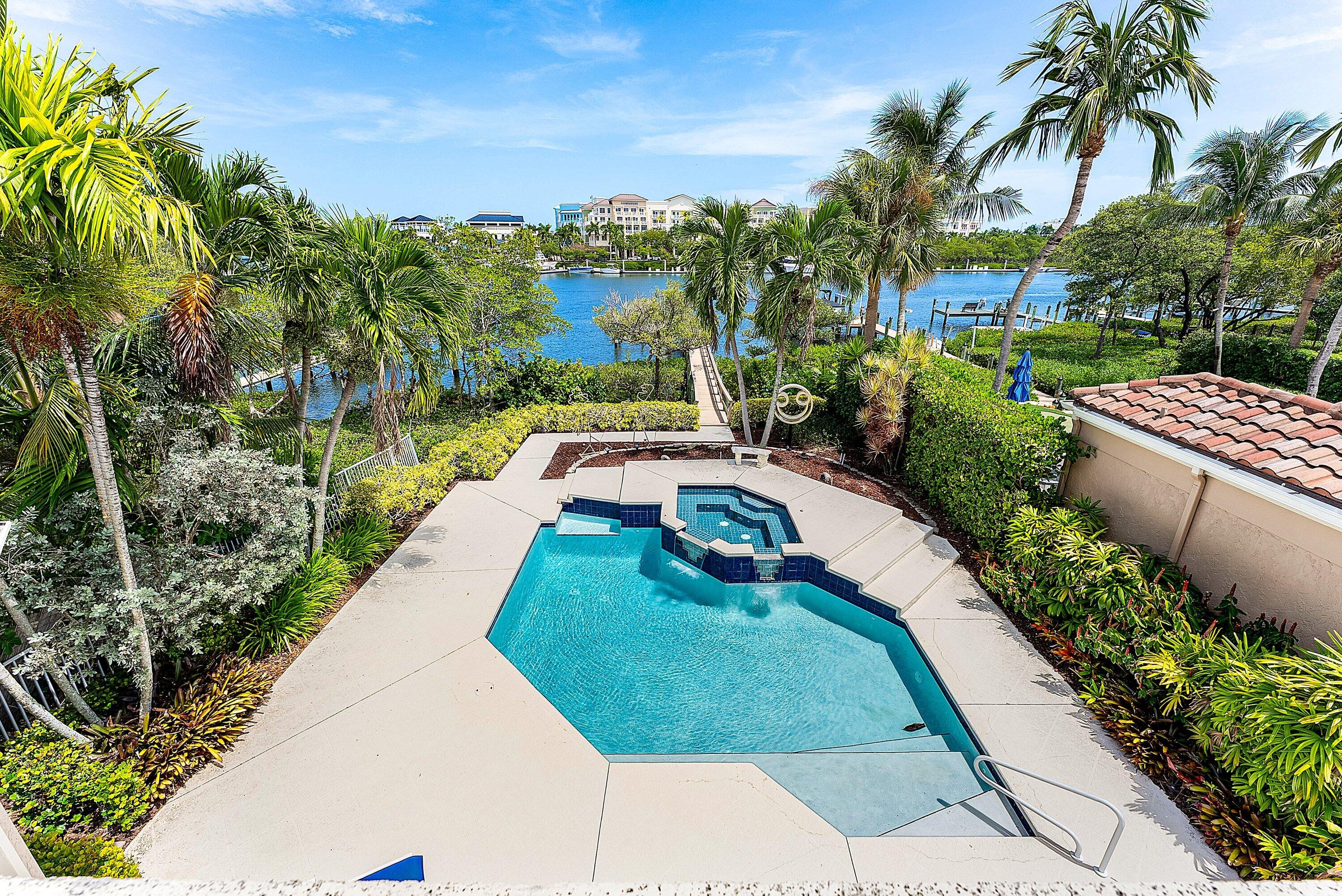 WATERS EDGE EST - Residential
