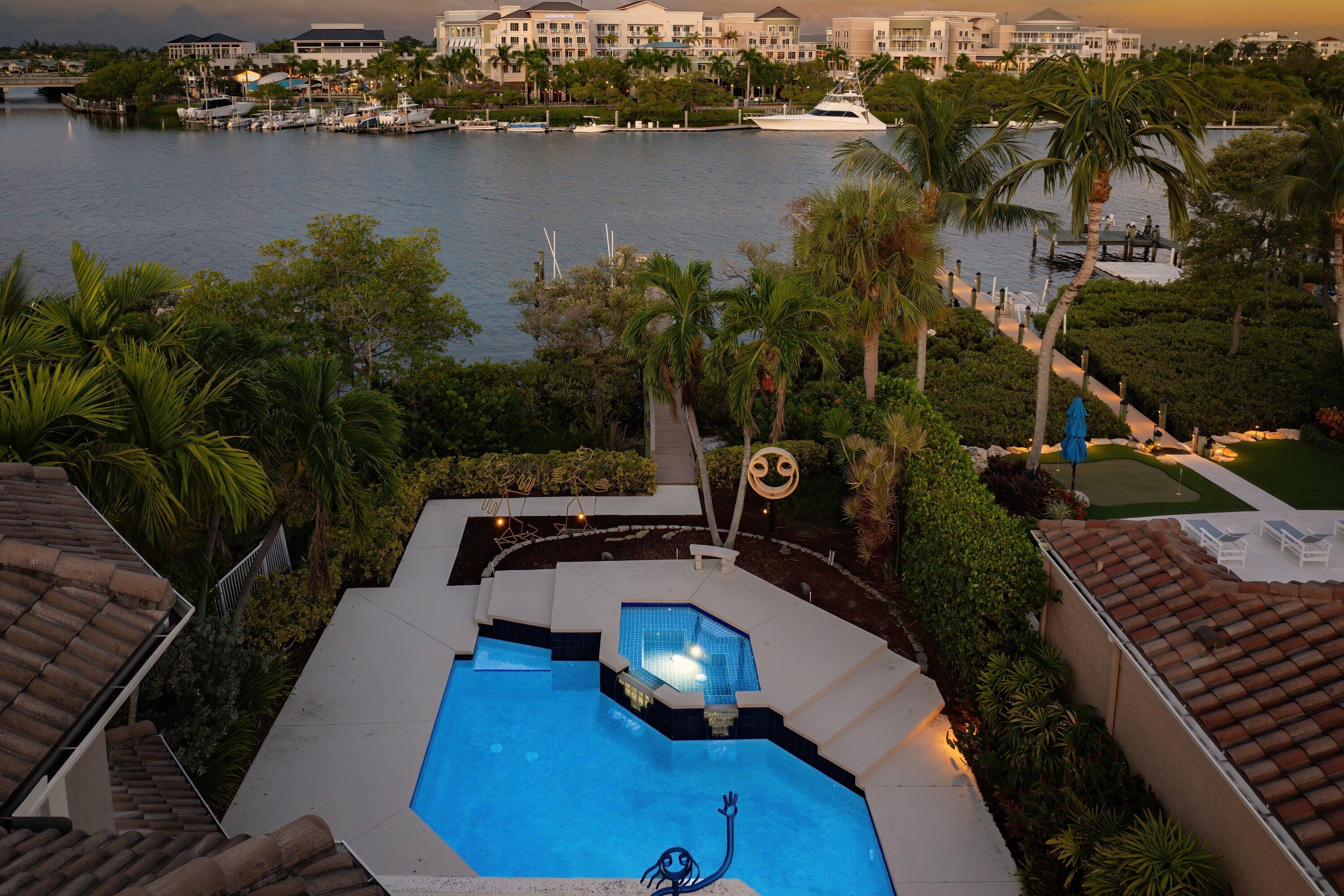 WATERS EDGE EST - Residential