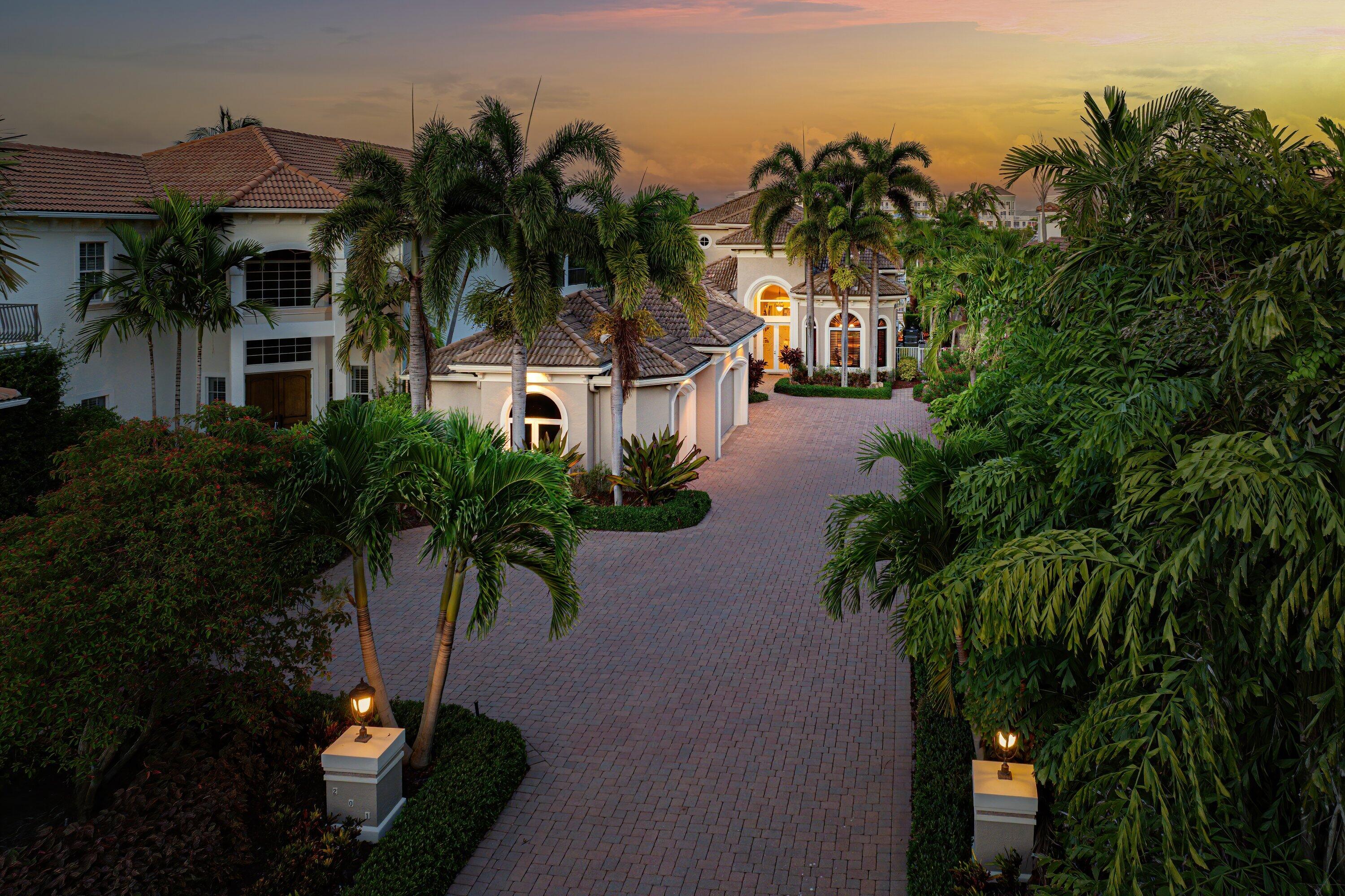 WATERS EDGE EST - Residential