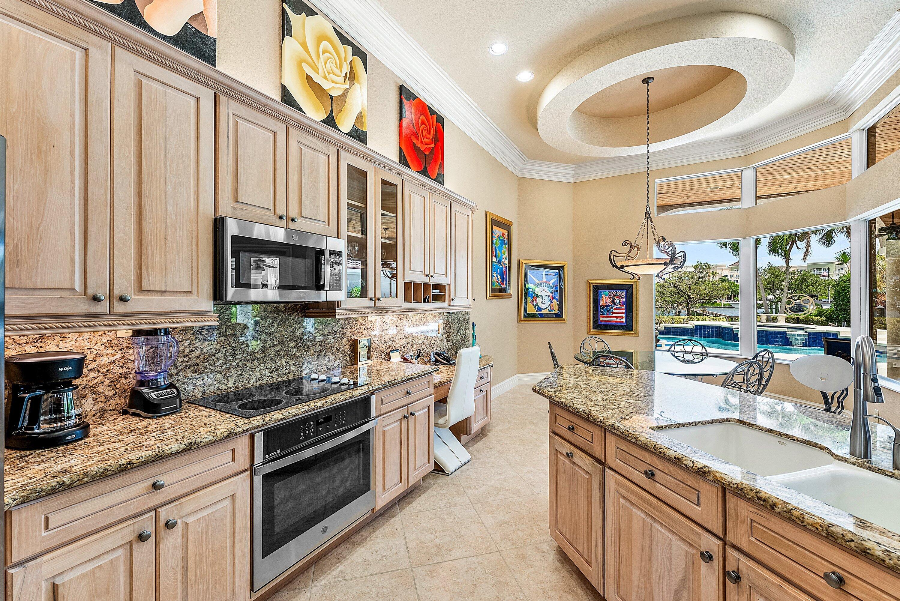 WATERS EDGE EST - Residential