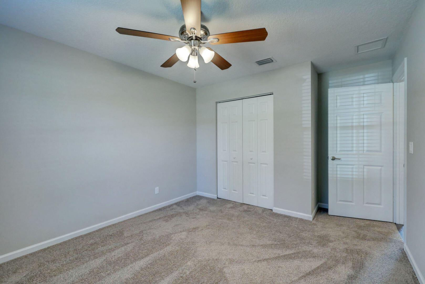 PORT ST LUCIE SECTION 48 1ST REPLAT - Residential