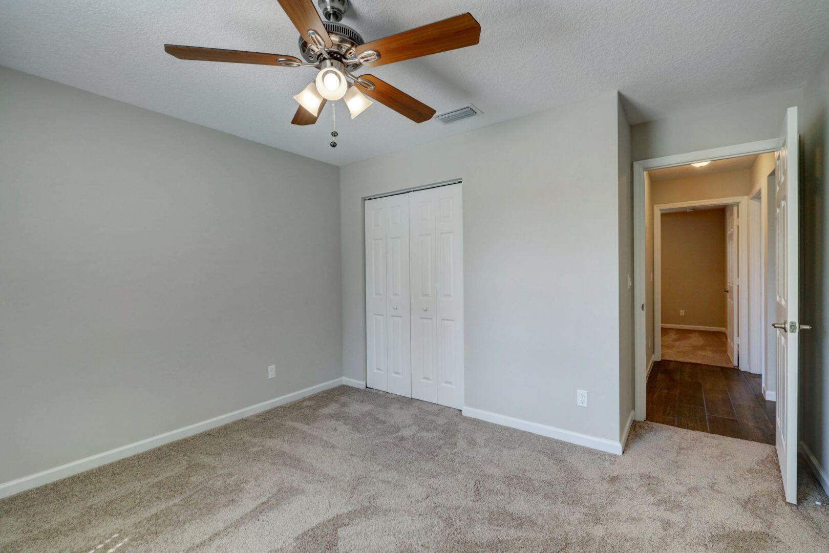 PORT ST LUCIE SECTION 48 1ST REPLAT - Residential