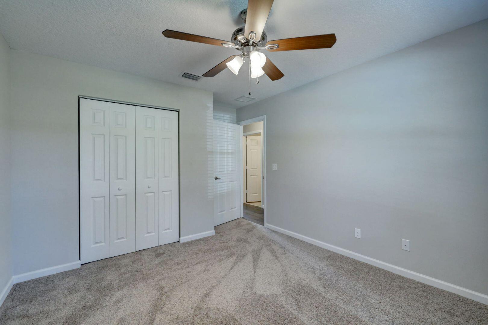 PORT ST LUCIE SECTION 48 1ST REPLAT - Residential