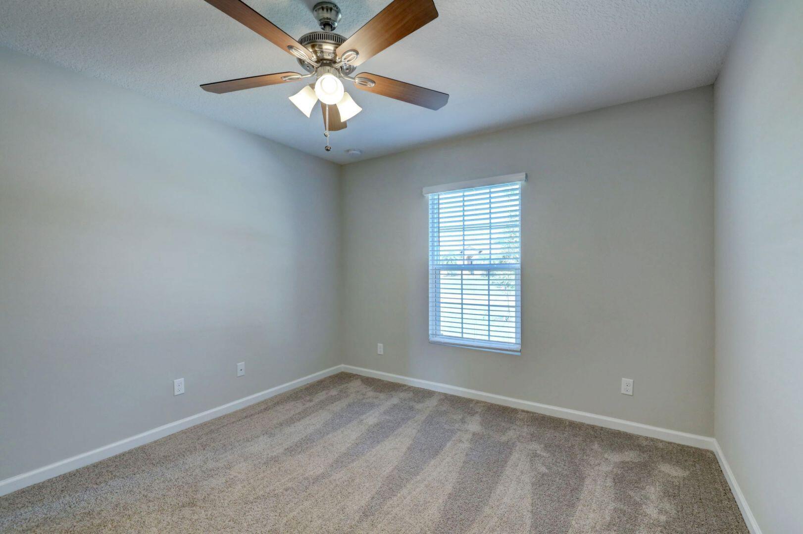 PORT ST LUCIE SECTION 48 1ST REPLAT - Residential
