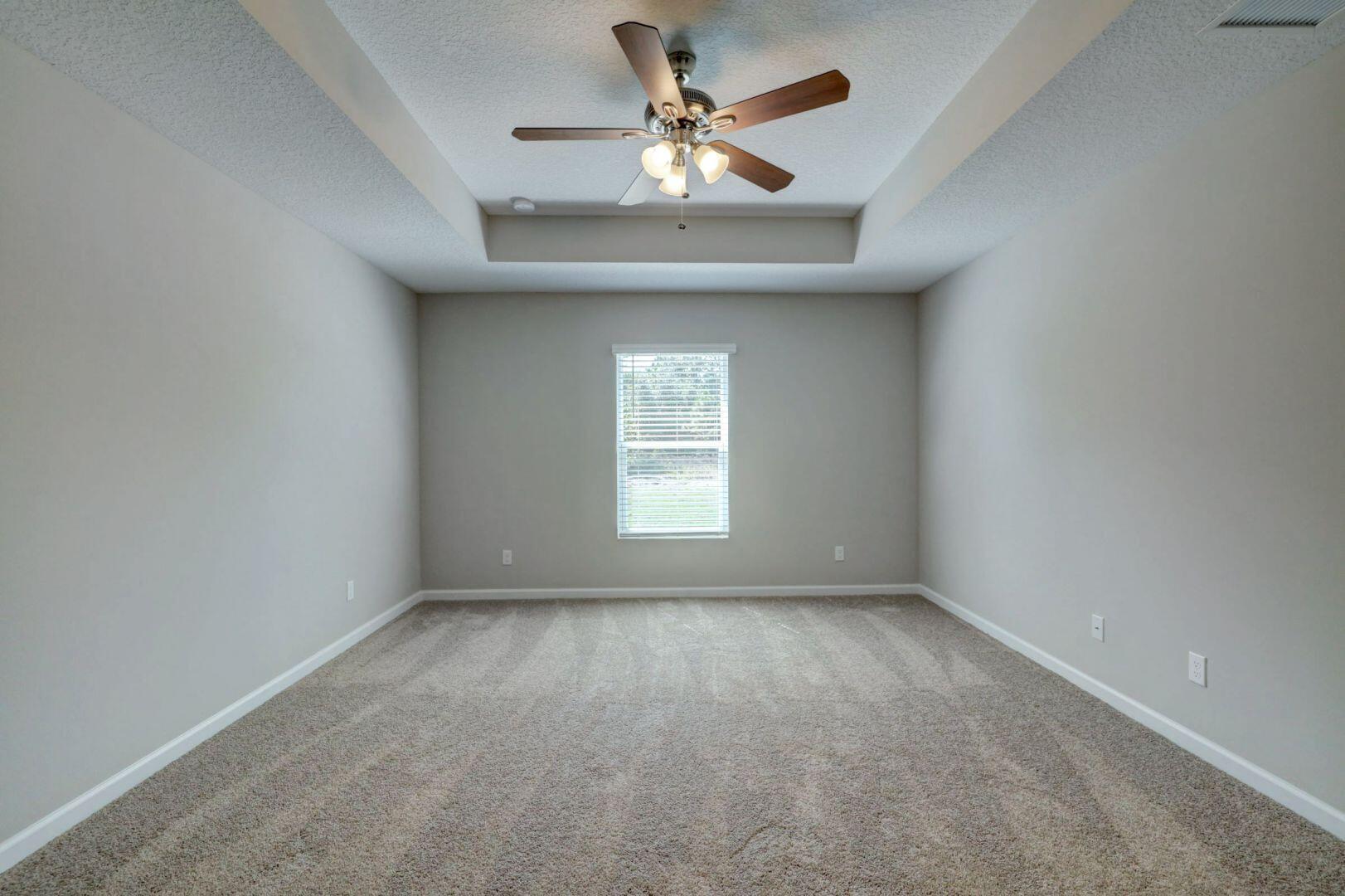 PORT ST LUCIE SECTION 48 1ST REPLAT - Residential