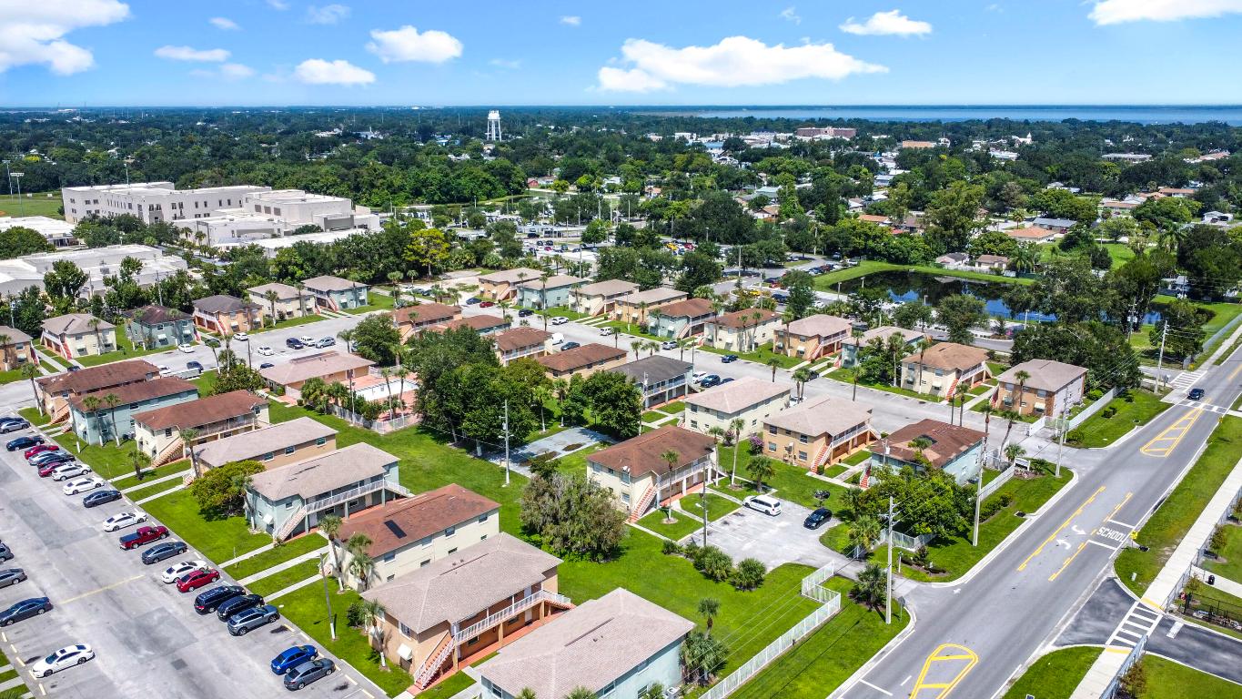 PALM GARDENS CONDO - Residential