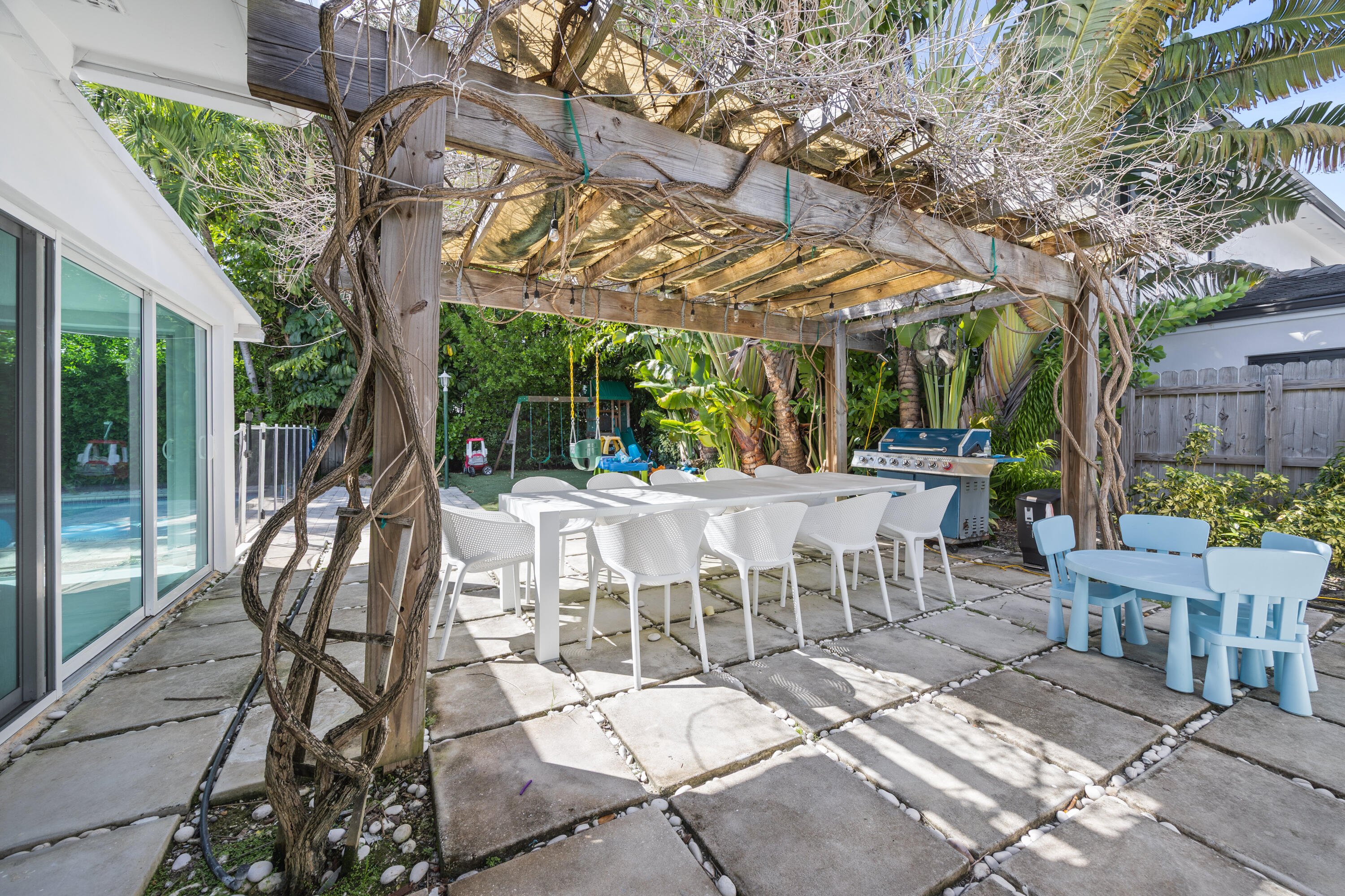 BISCAYNE KEY ESTATES - Residential Lease