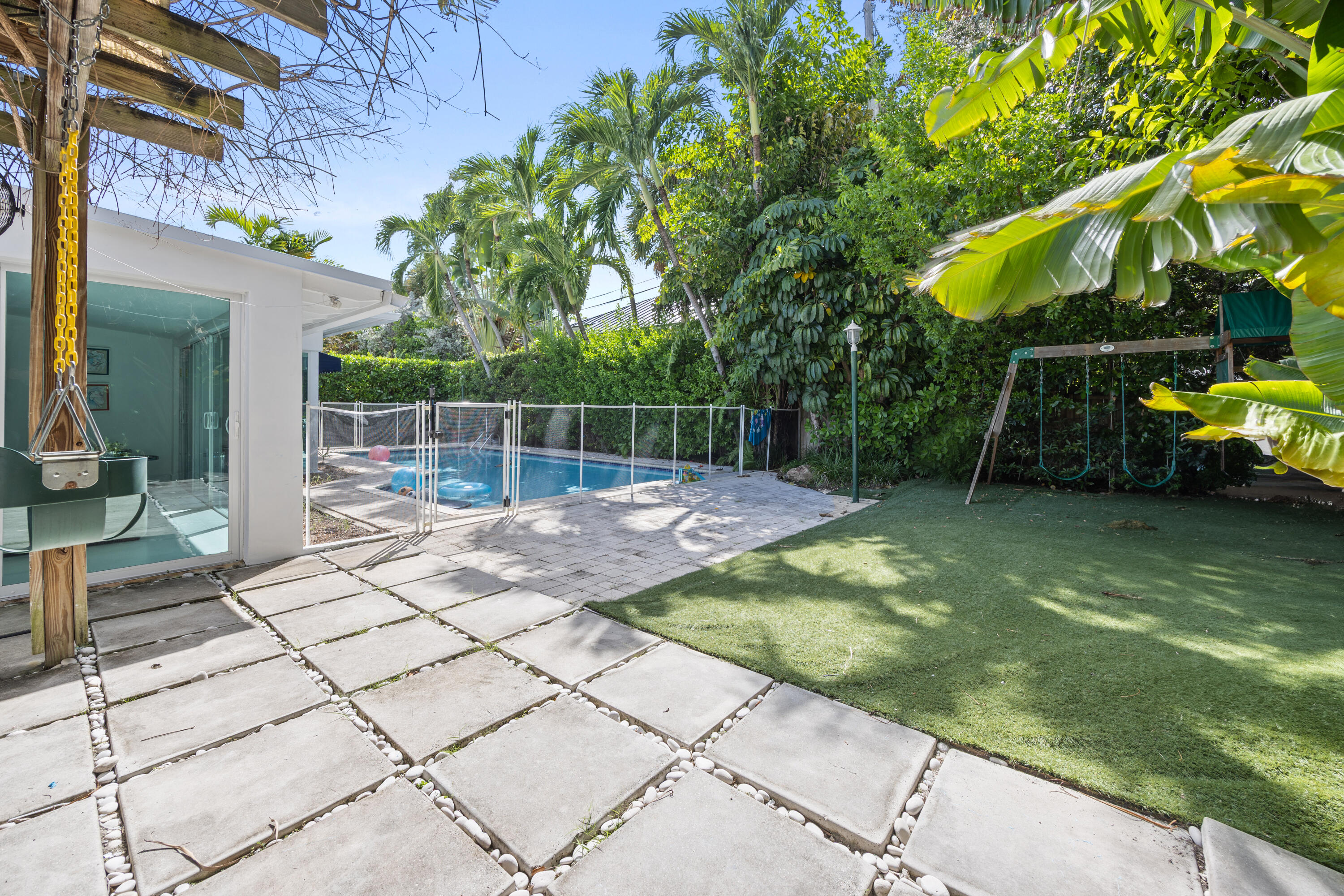 BISCAYNE KEY ESTATES - Residential Lease