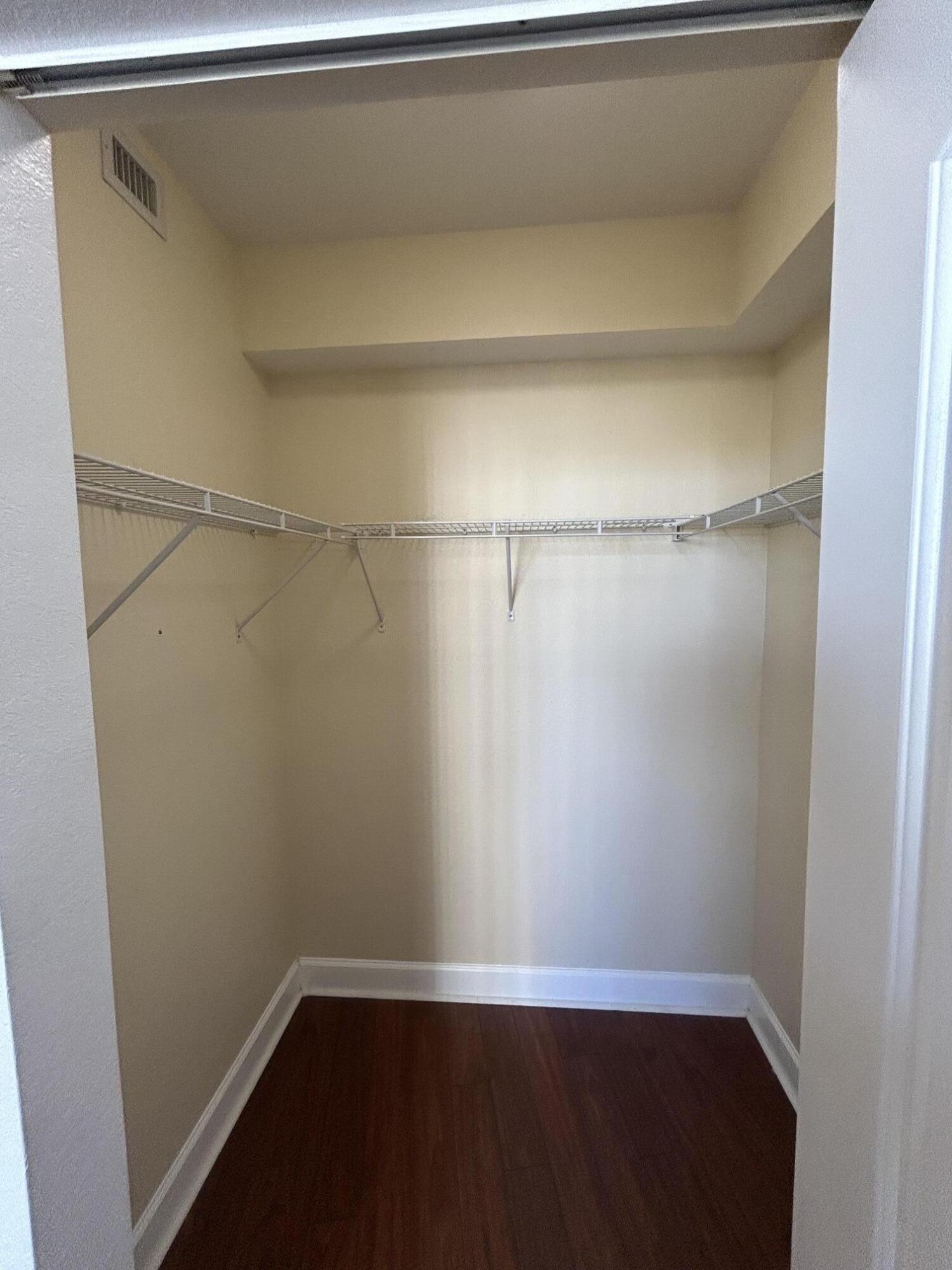 RADIUS CONDO - Residential Lease