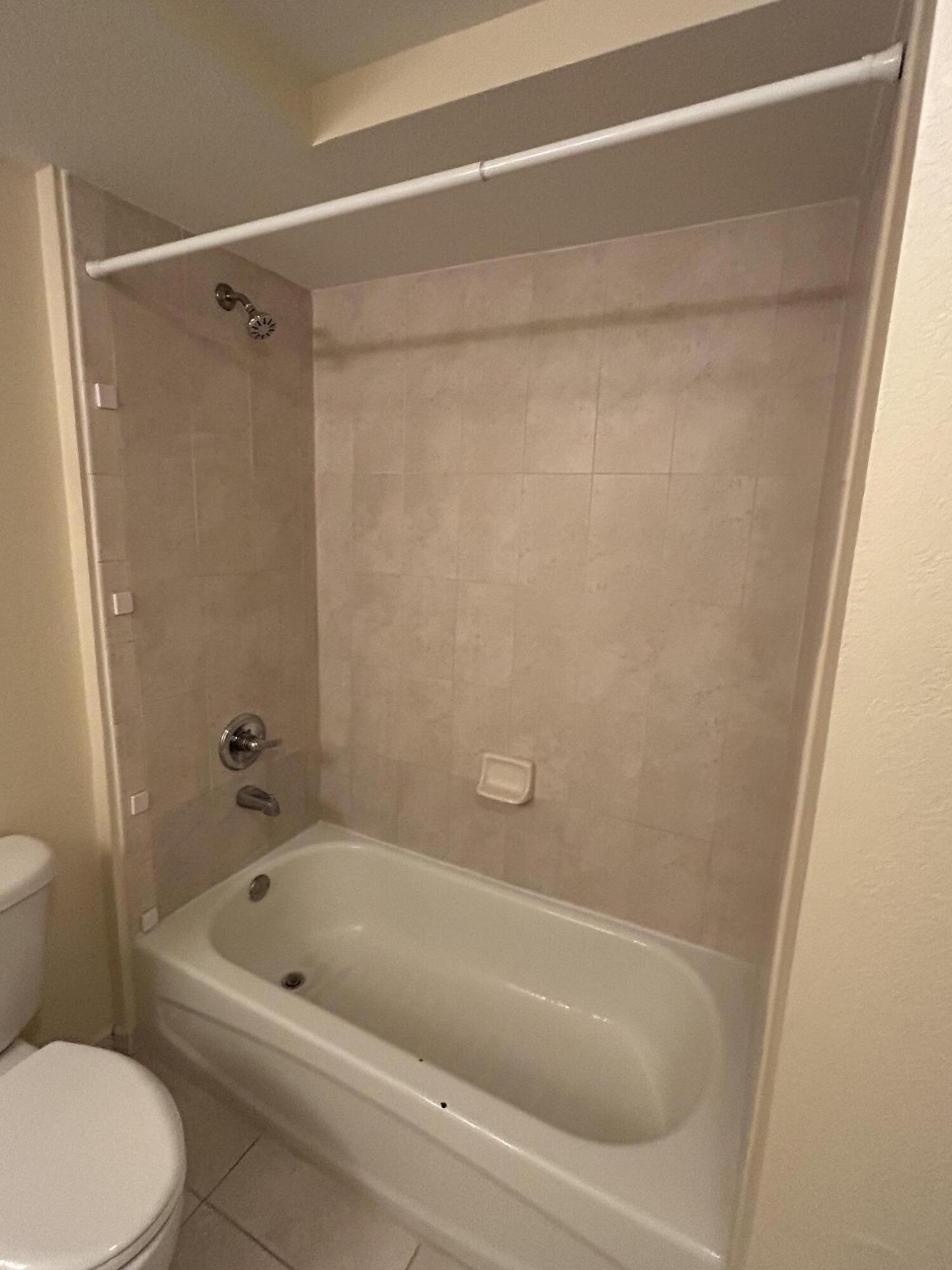 RADIUS CONDO - Residential Lease