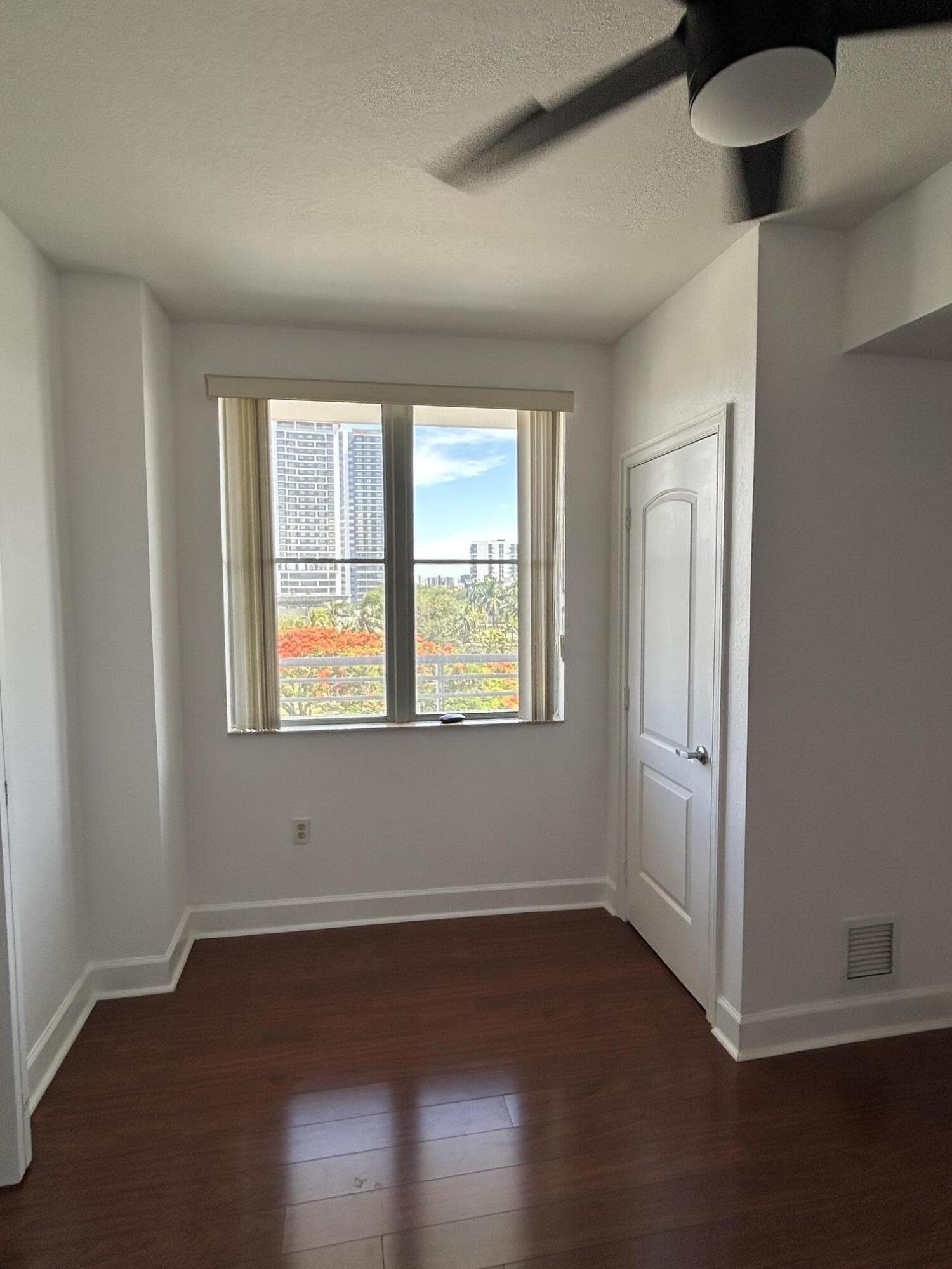 RADIUS CONDO - Residential Lease