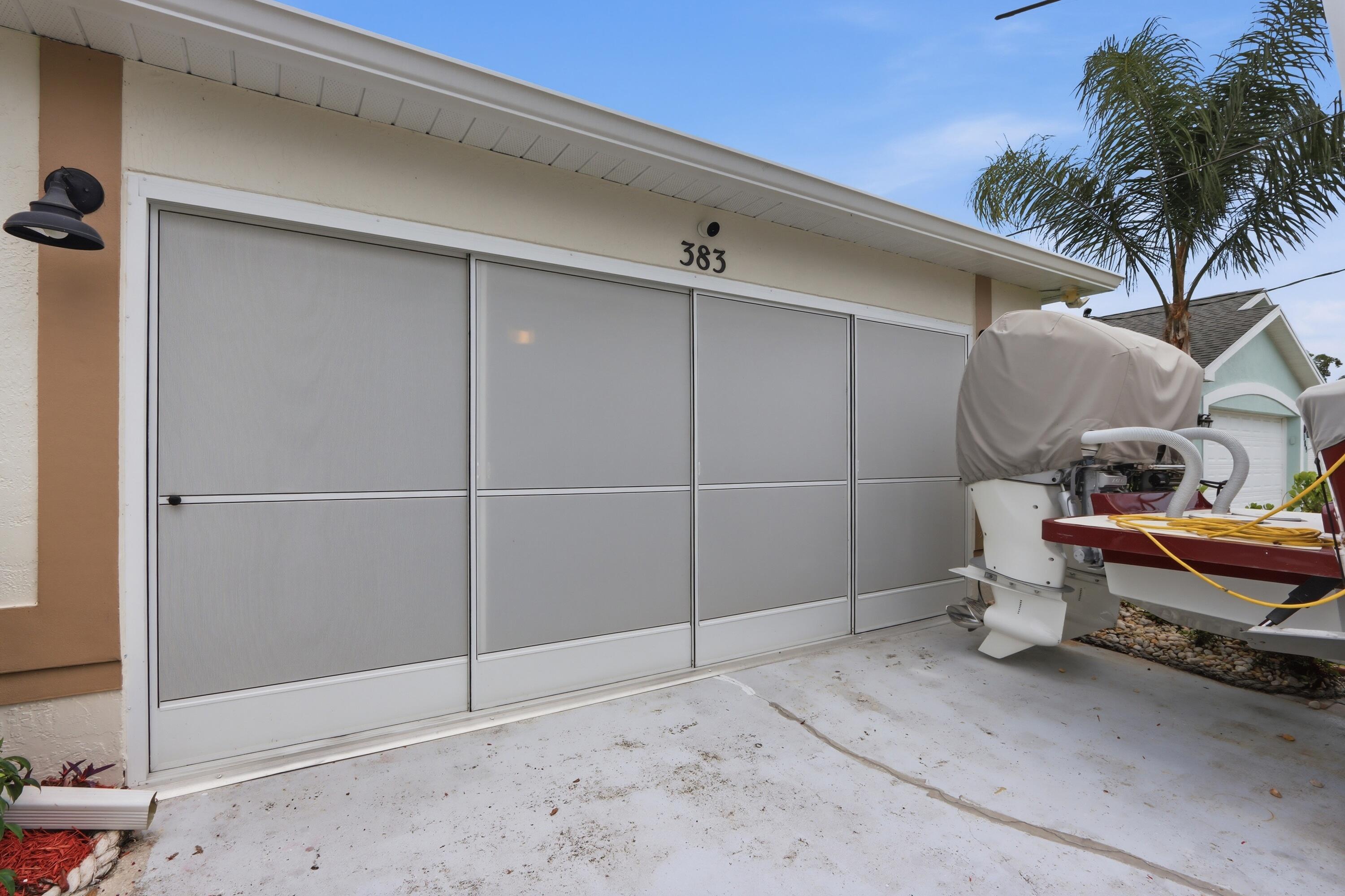 PORT ST LUCIE SECTION 13 - Residential