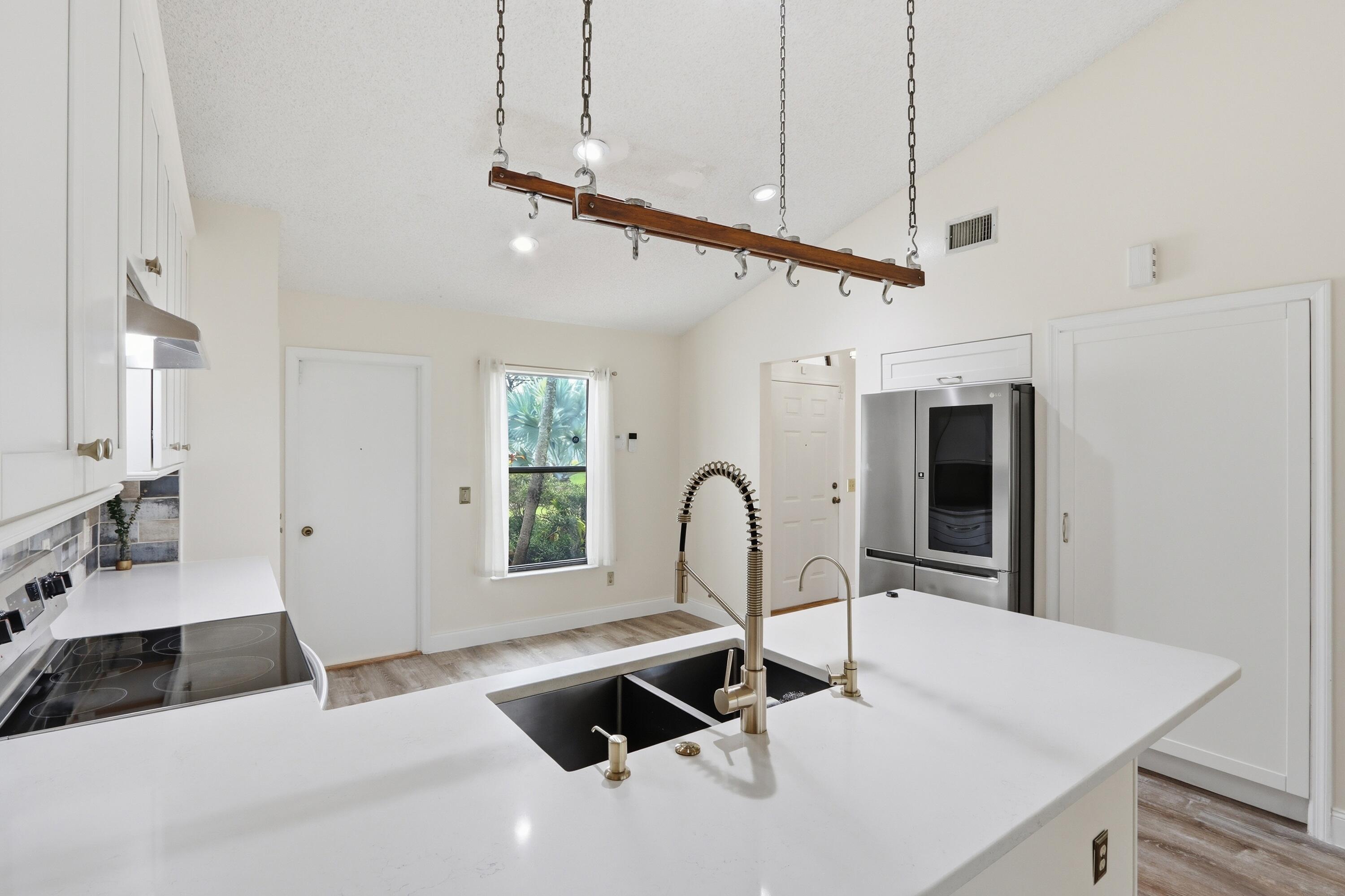 PORT ST LUCIE SECTION 13 - Residential