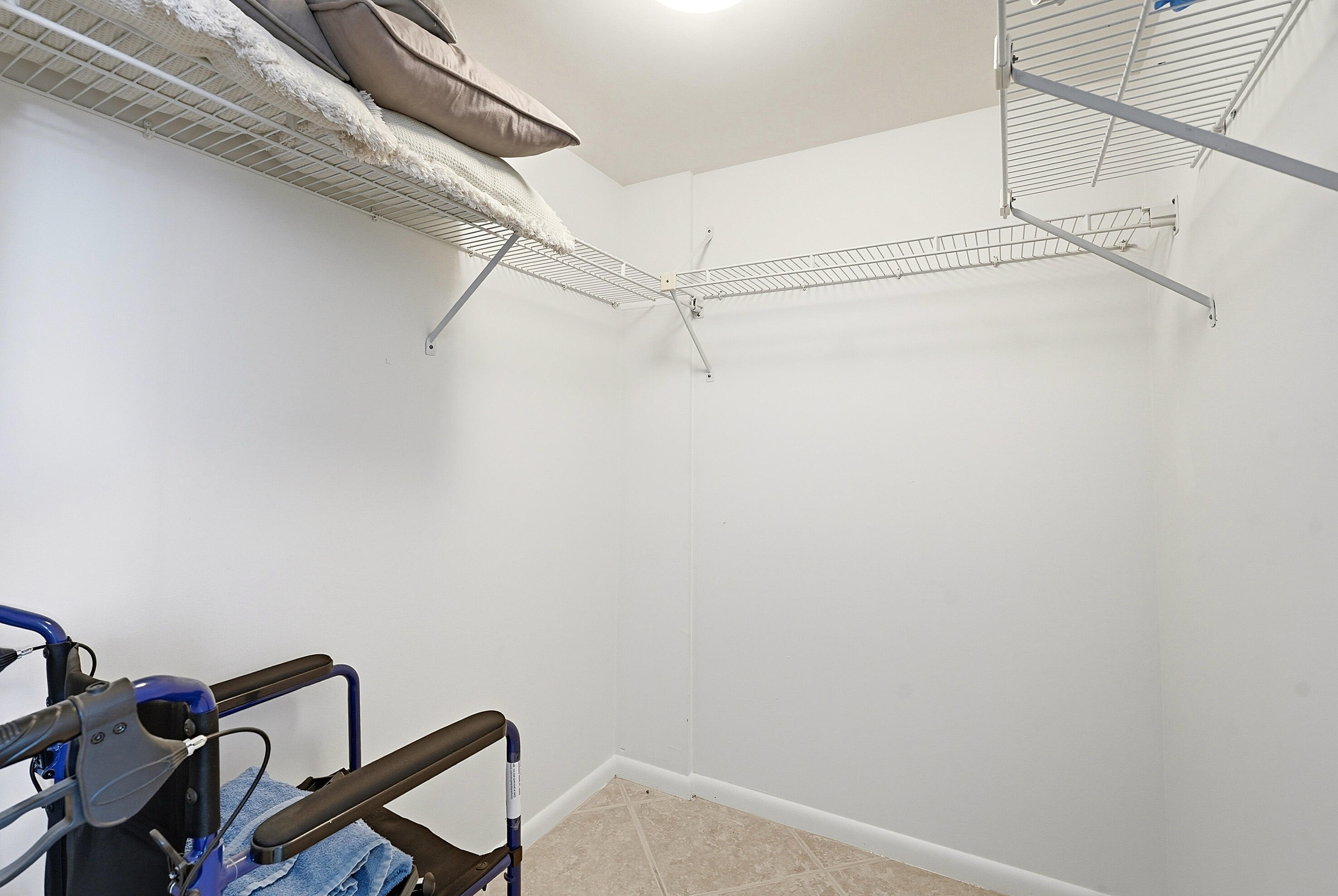 BARCLAY BEACH CLUB PHASE 1, A CONDOMINIUM - Residential
