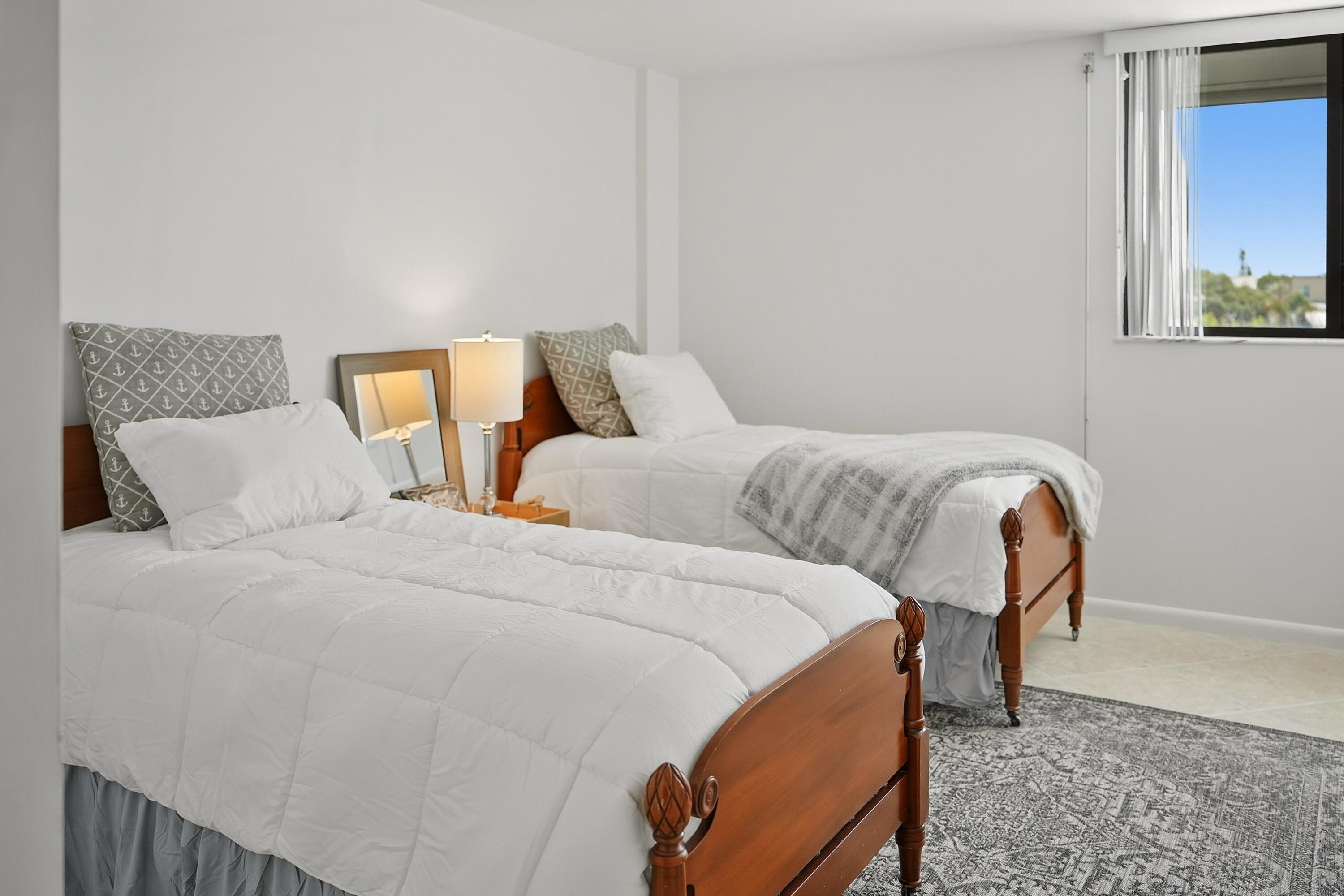 BARCLAY BEACH CLUB PHASE 1, A CONDOMINIUM - Residential