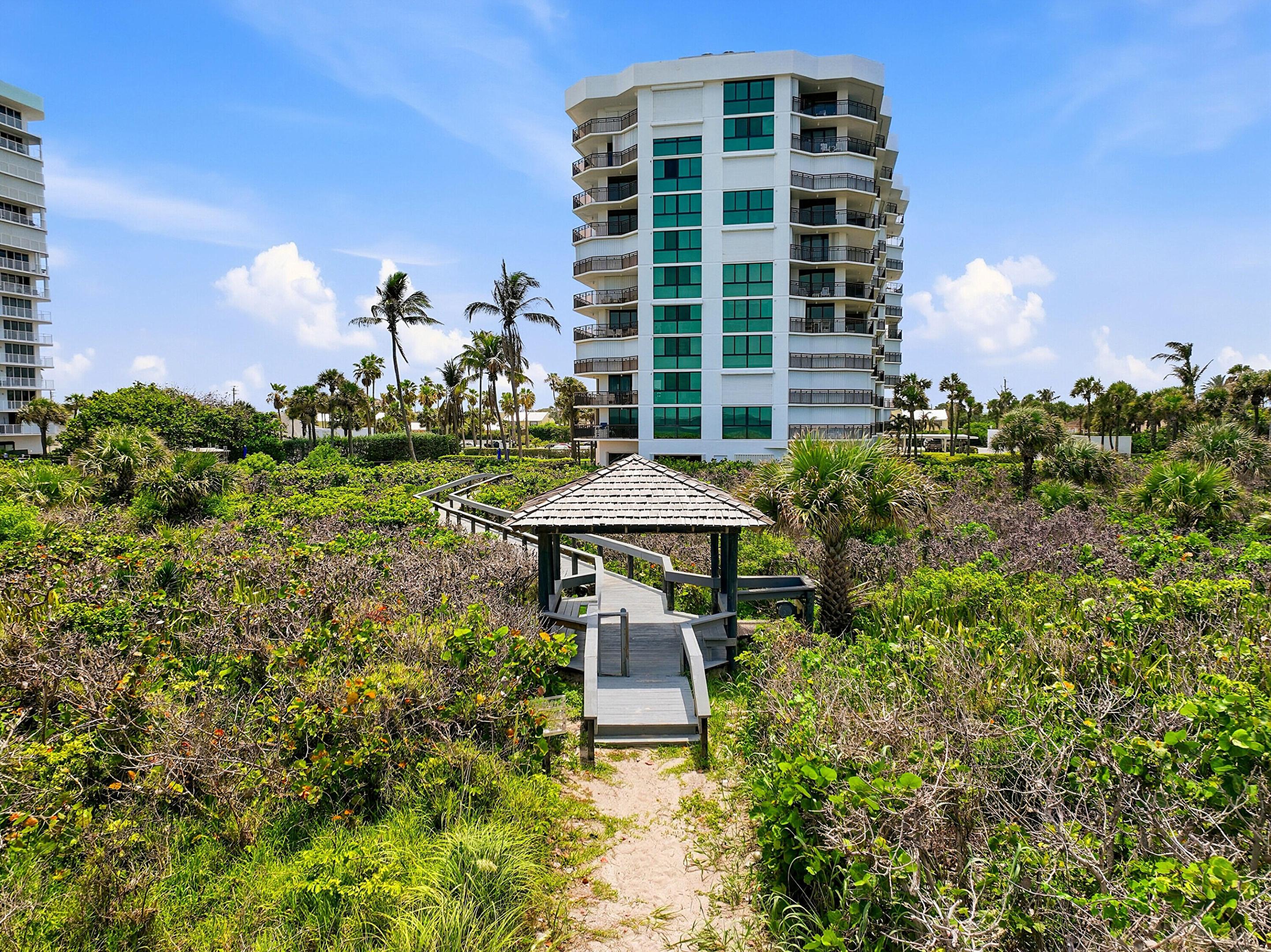 BARCLAY BEACH CLUB PHASE 1, A CONDOMINIUM - Residential