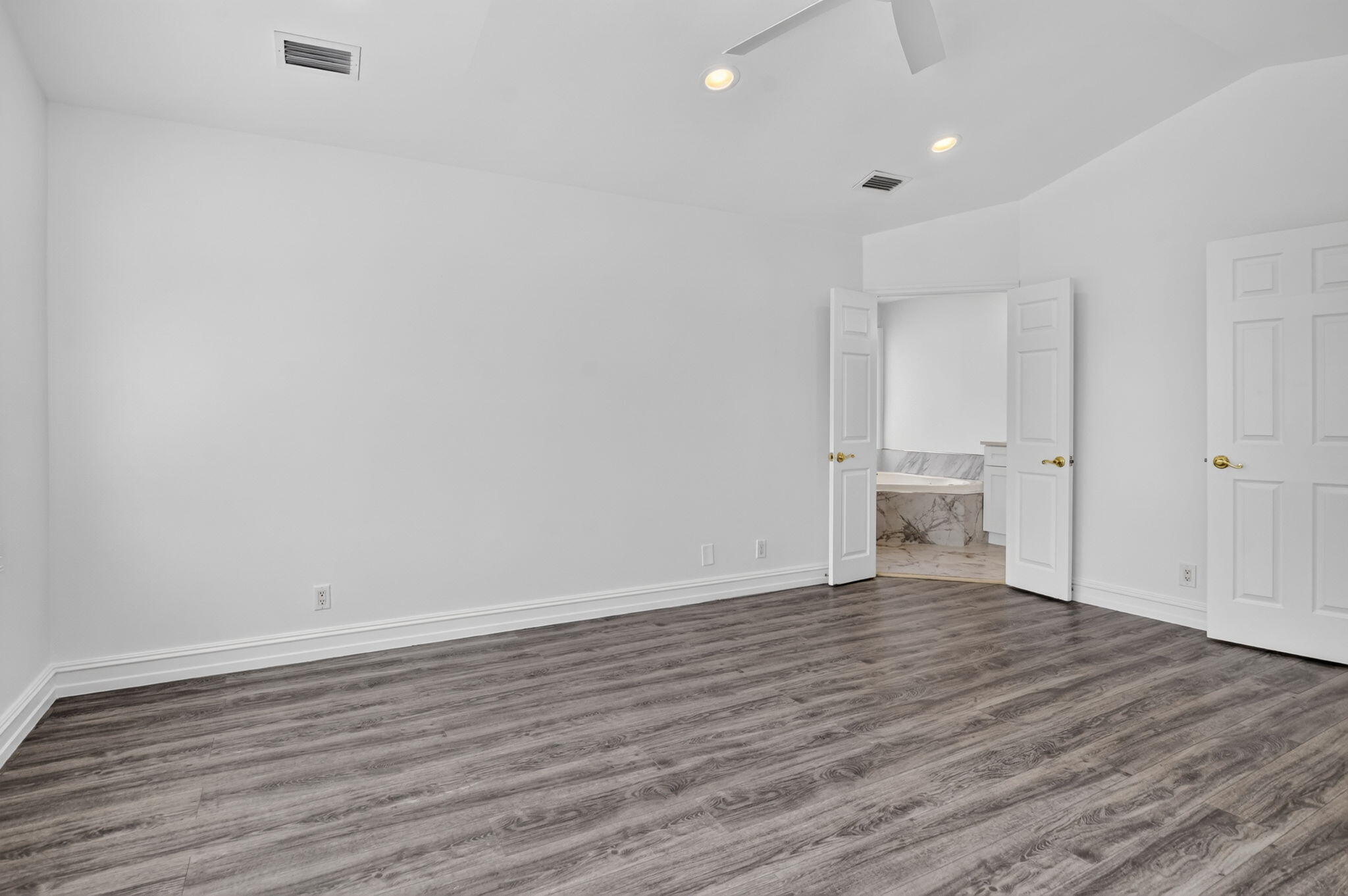 LA VIDA - Residential