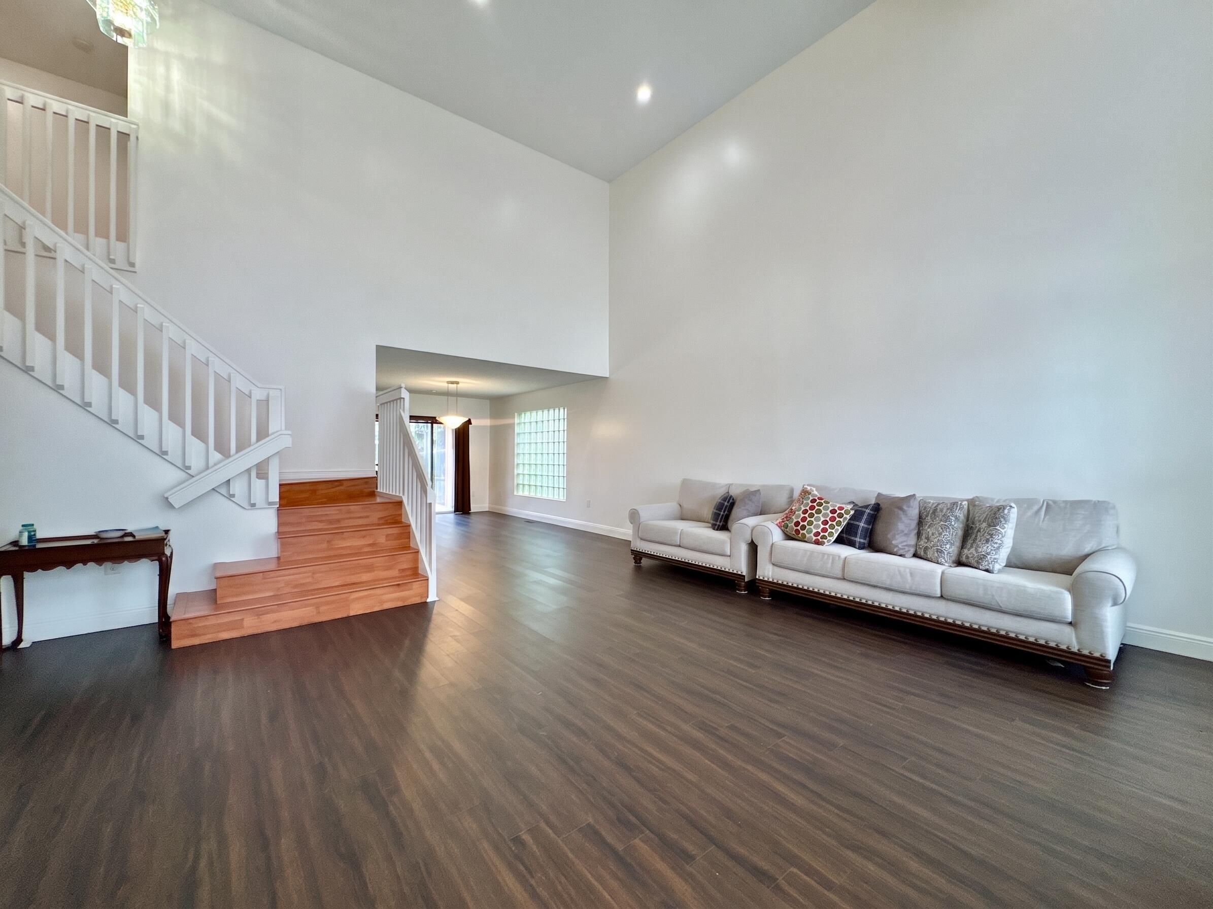WYNDHAM LAKES NORTH - Residential