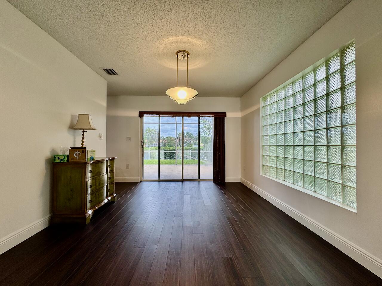 WYNDHAM LAKES NORTH - Residential