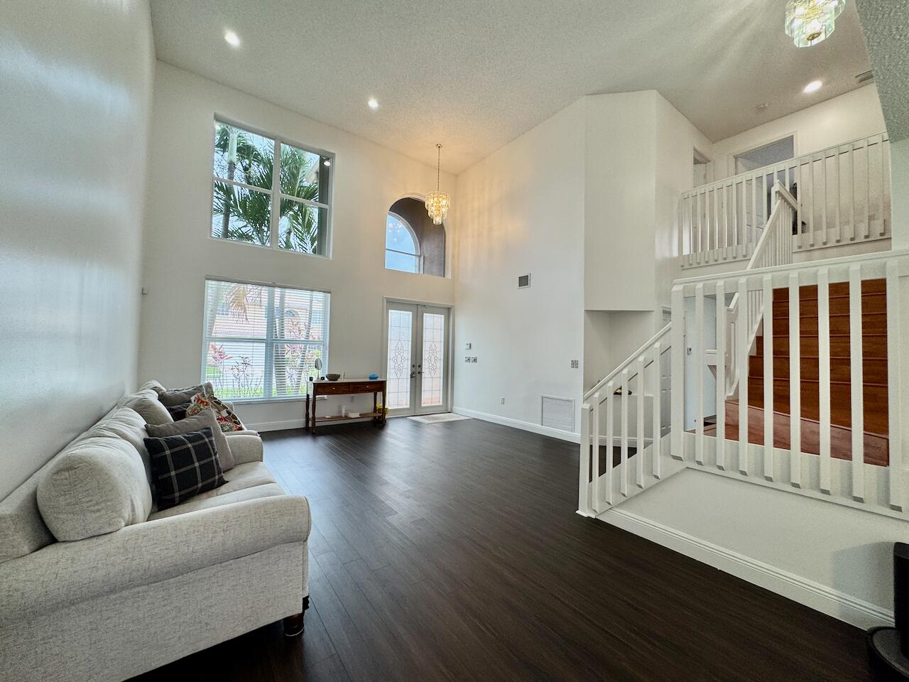 WYNDHAM LAKES NORTH - Residential