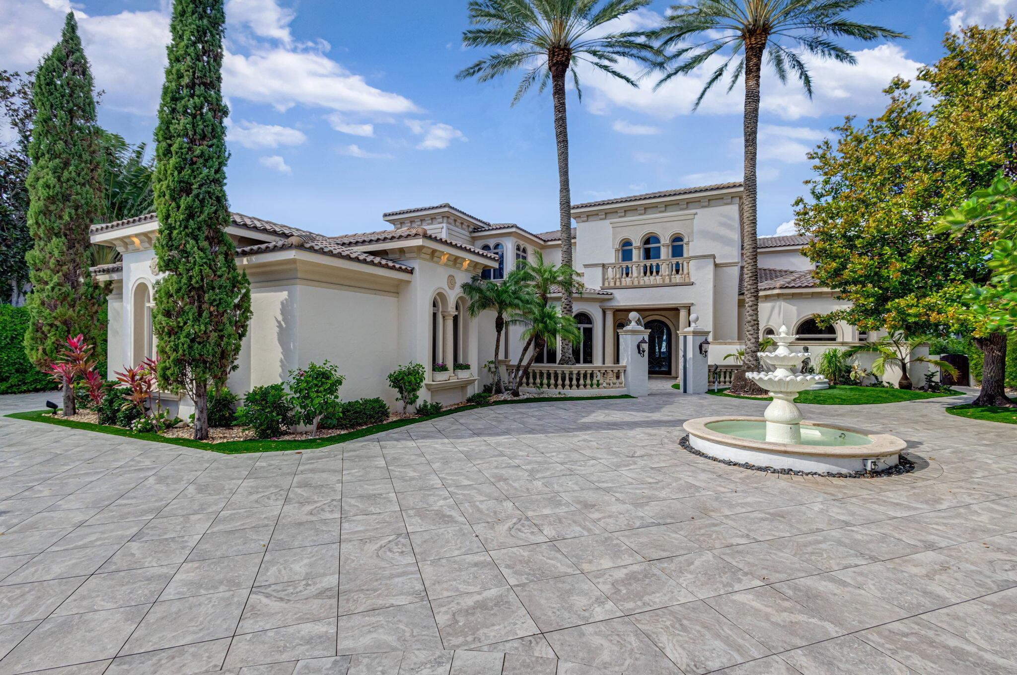 ADMIRALS COVE - Residential