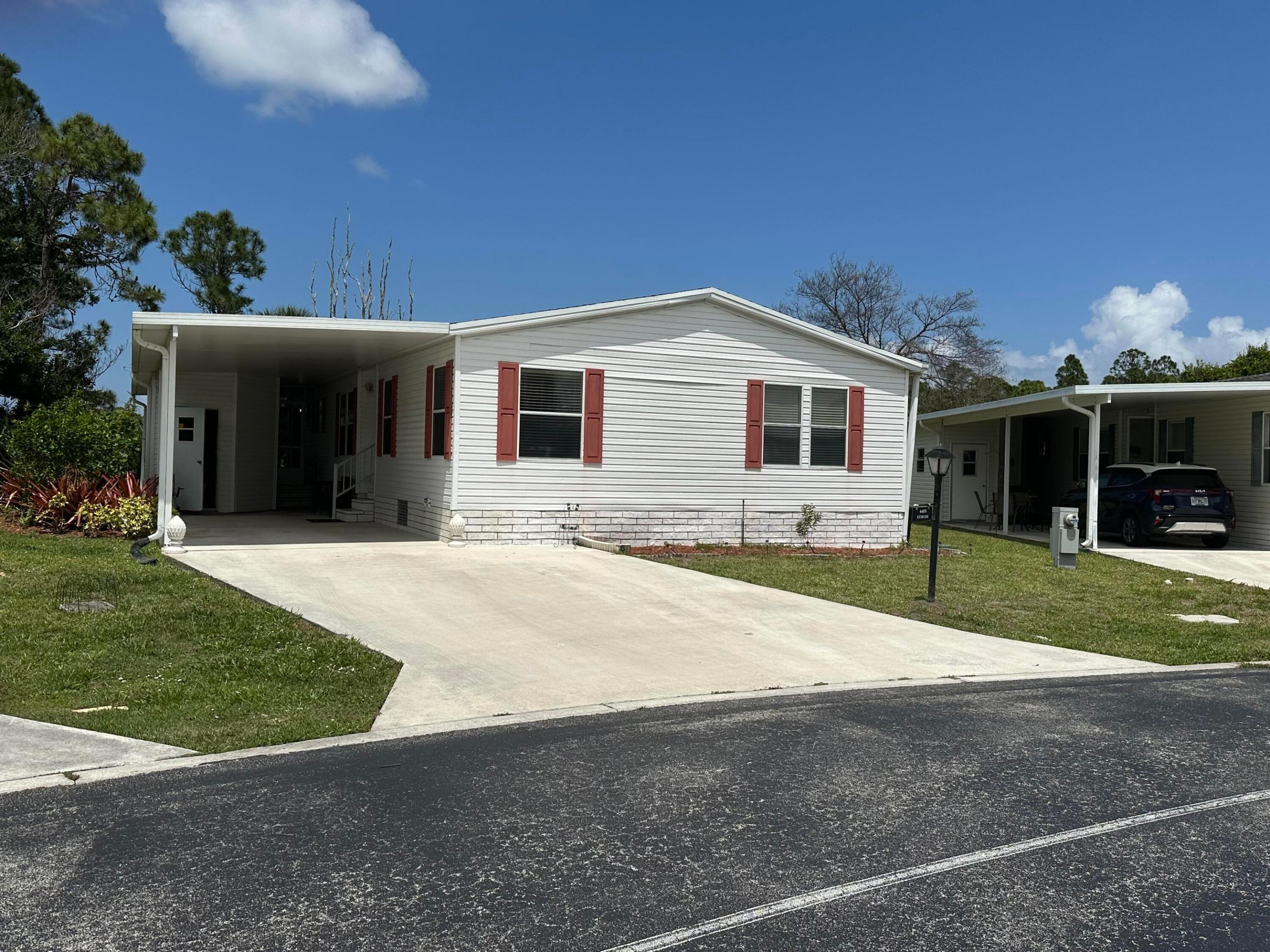 Pinelake Gardens & Estates - Residential