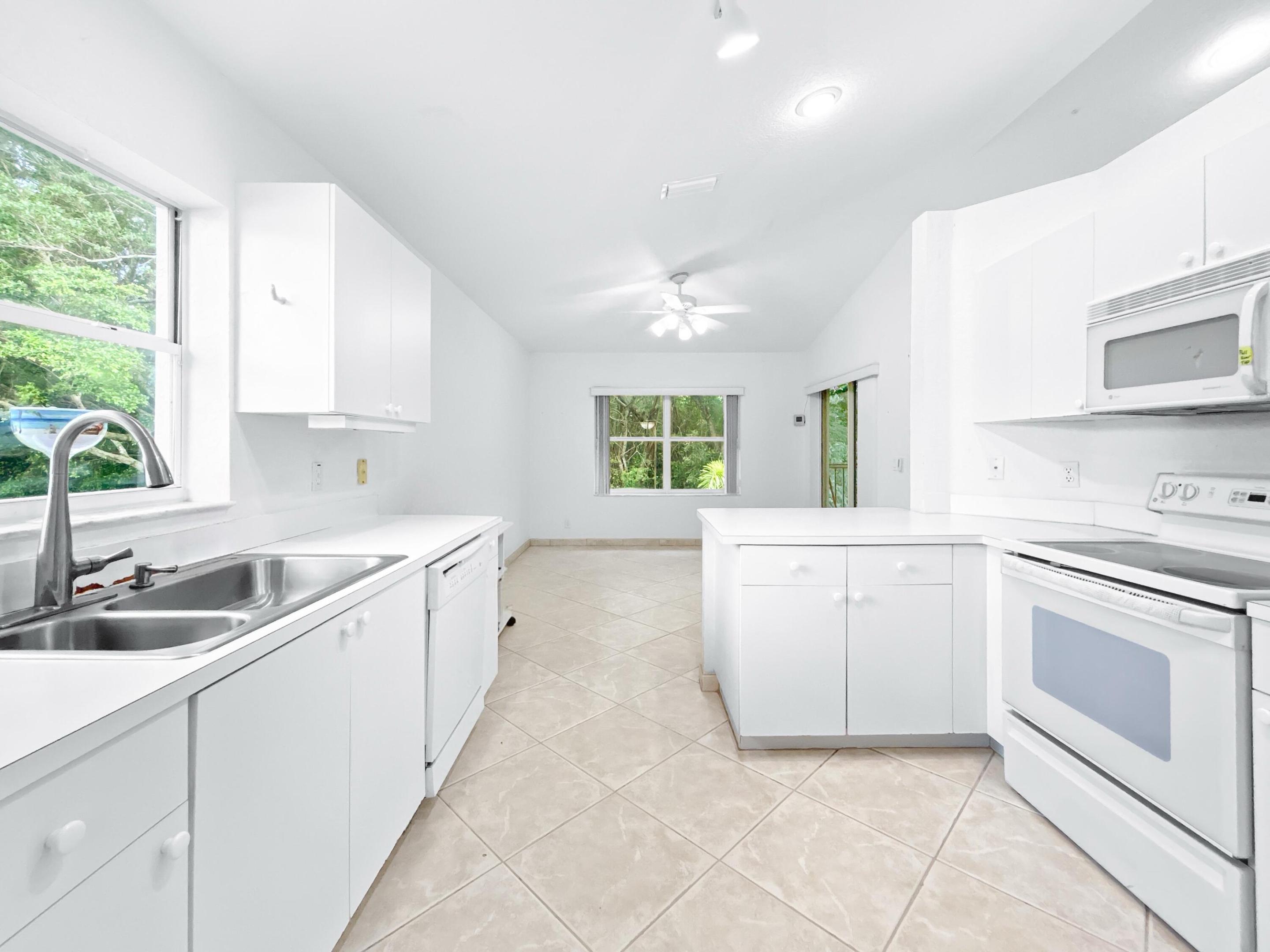 GROVE VILLAGE CONDO - Residential