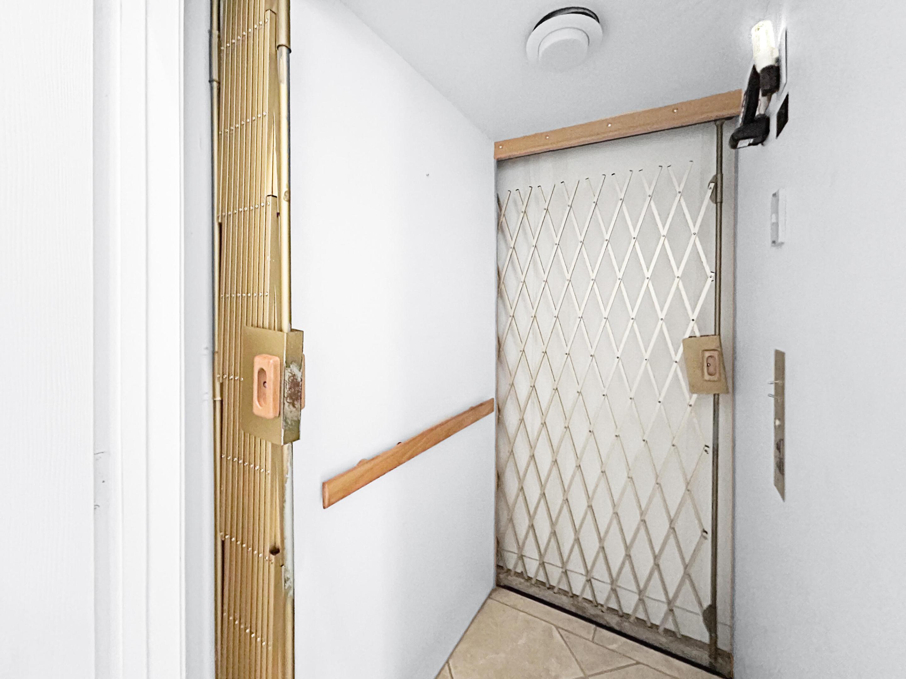 GROVE VILLAGE CONDO - Residential